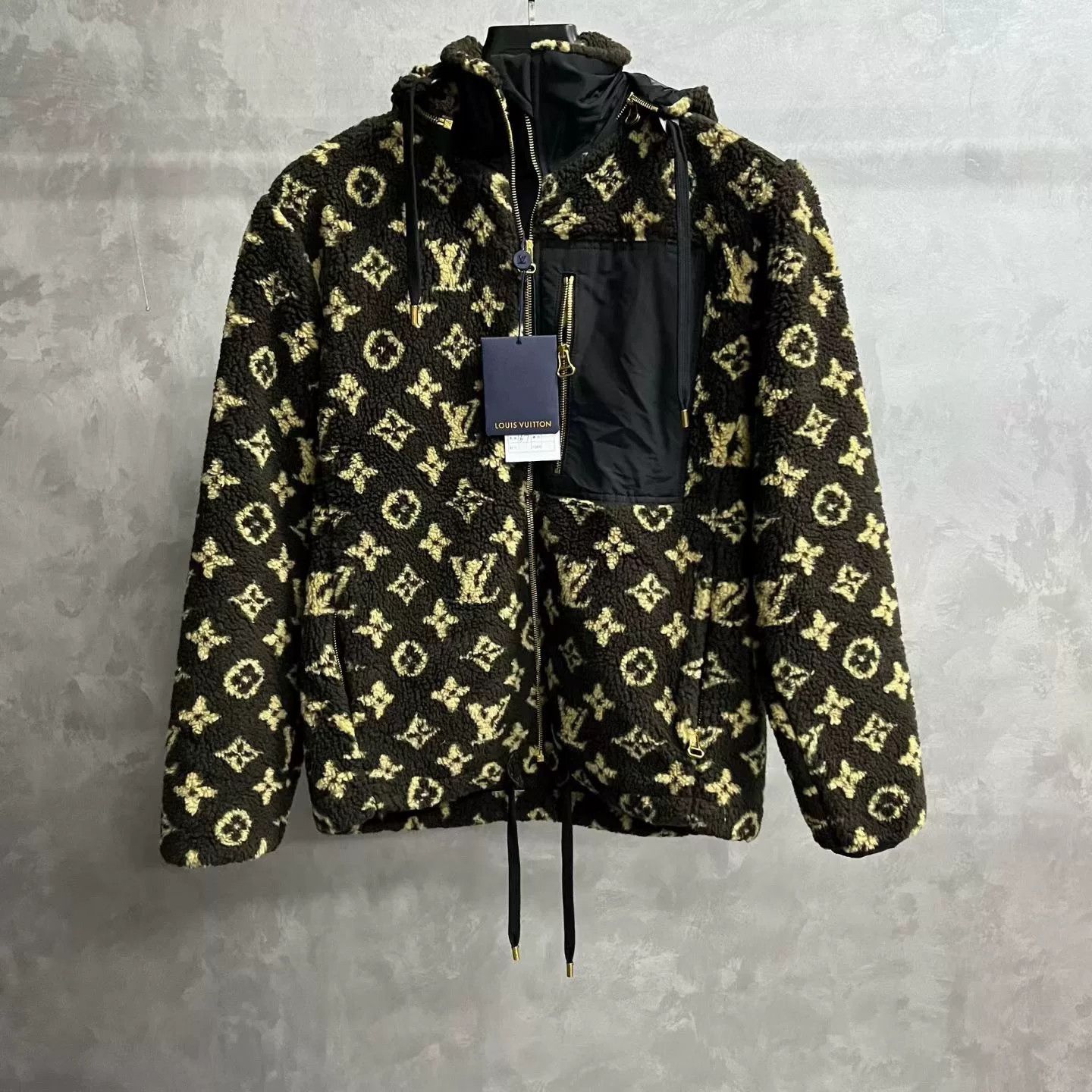 Louis Vuitton Louis Vuitton Retro Brown Light Jacket xs Men Size US XS / EU 42 / 0 - 1 Thumbnail