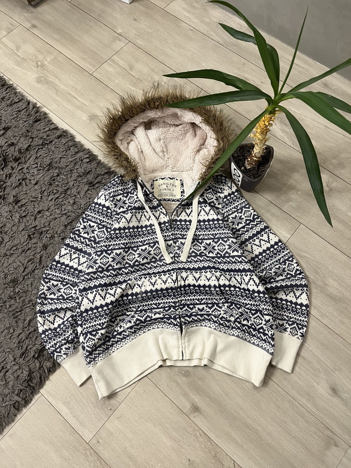 Other 🔥CRAZY LGB If Six Was Nine Style Faux Fur Zip Hoodie Jacket Size US M / EU 48-50 / 2 - 1 Thumbnail