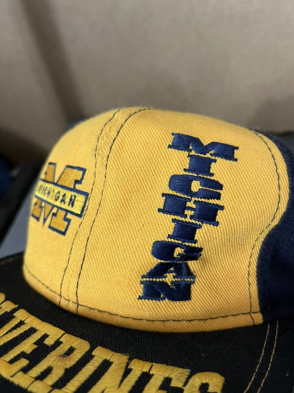 Pro Player × Vintage Vintage 90s Adult Michigan Wolverines Snapback Hat Size ONE SIZE - 2 Thumbnail
