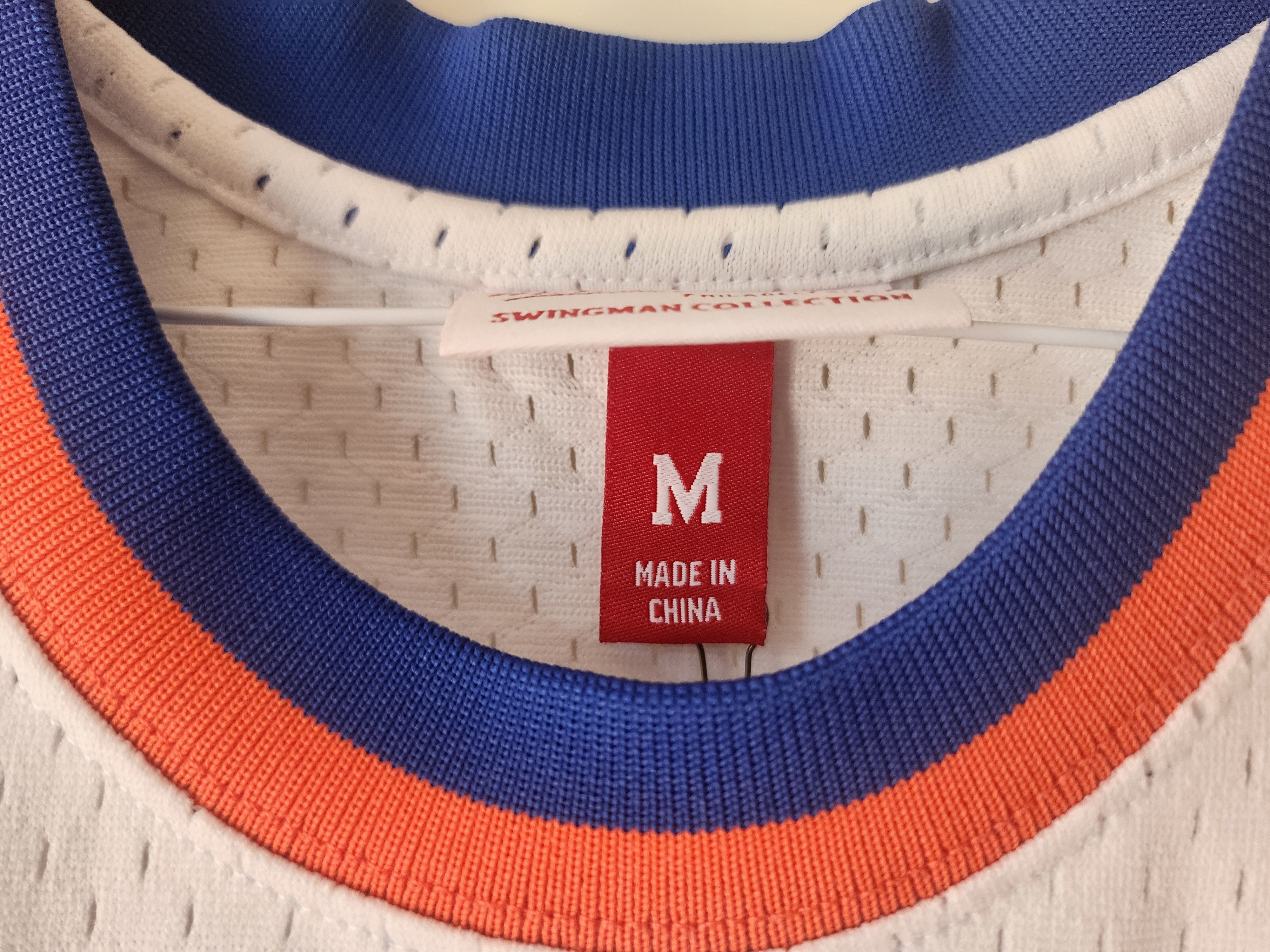 Mitchell & Ness Patrick Ewing Knicks '85-'86 Mitchell & Ness NBA Jersey Size US M / EU 48-50 / 2 - 8 Thumbnail