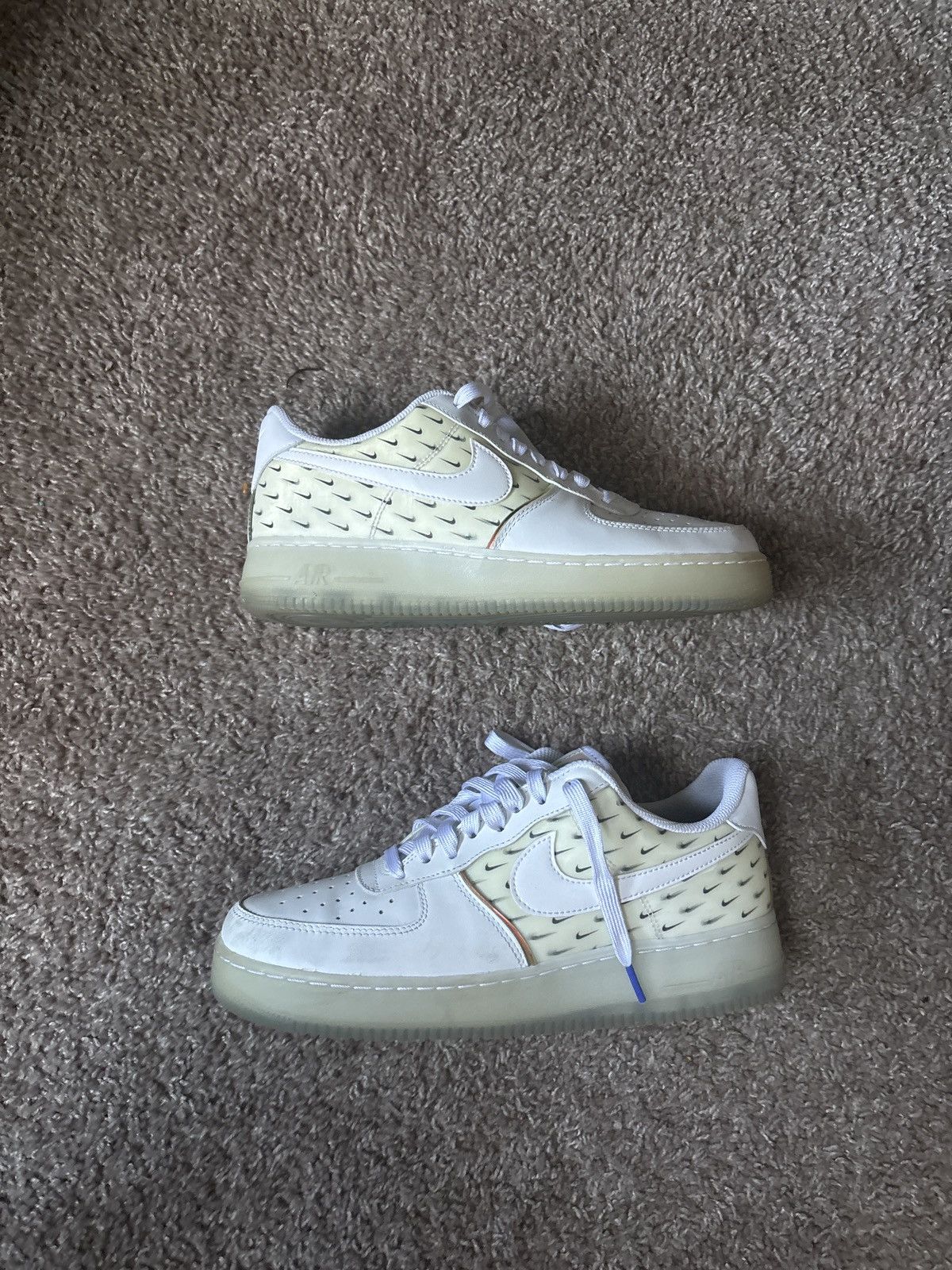 Nike Nike Air Force 1 '07 Premium "Swoosh Pattern Size US 9 / EU 42 - 1 Thumbnail