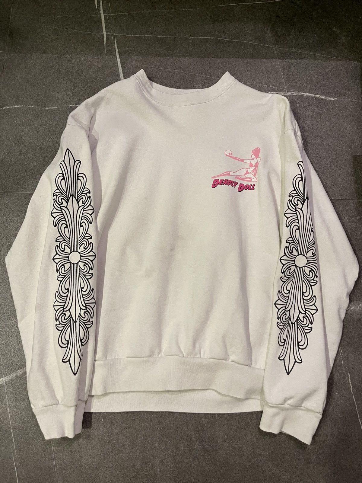 【CHROME HEARTS】DEADLY DOLL VINE HEART CREWNECK Chrome Hearts Deadly Doll Vine Heart Logo Sweatshirt - SRM