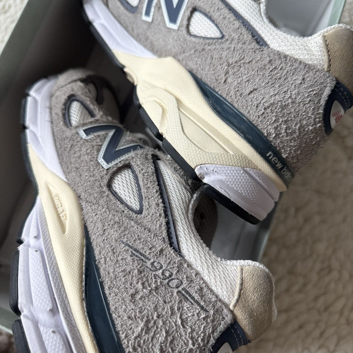 New Balance New Balance 990v4 MiUSA Grey Day (2023) Size US 9 / EU 42 - 3 Thumbnail