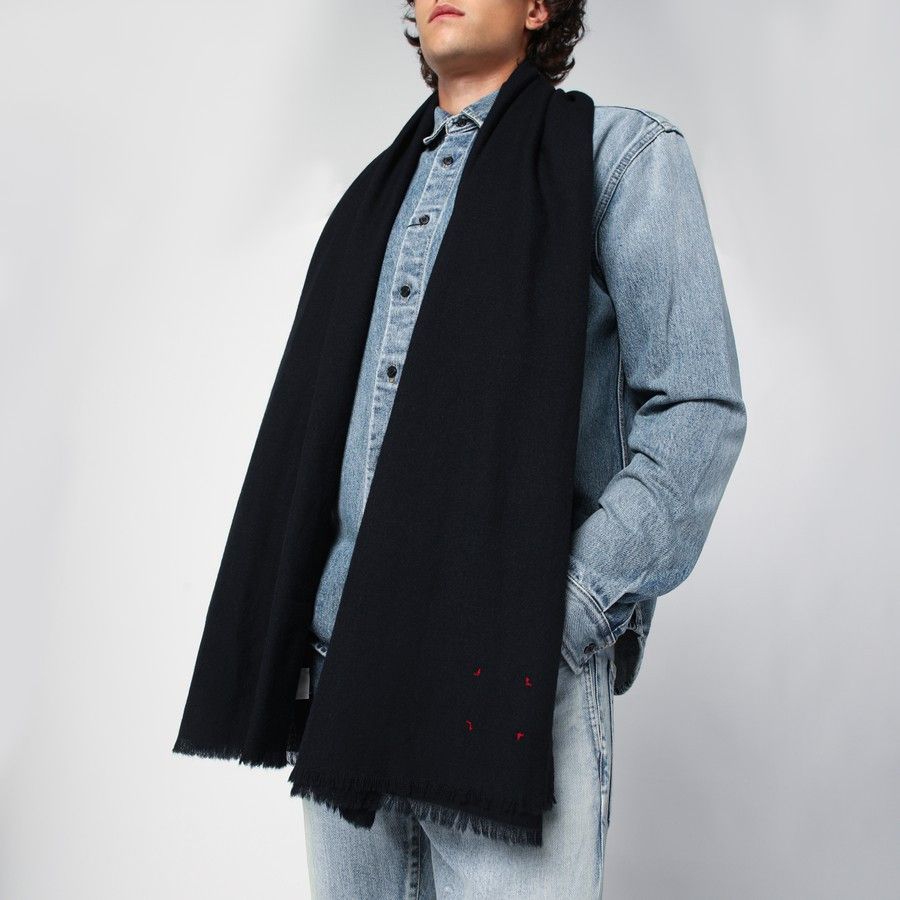 destin o1d2blof0125 Size: OS / Wool Scarf in Black Size ONE SIZE - 2 Thumbnail