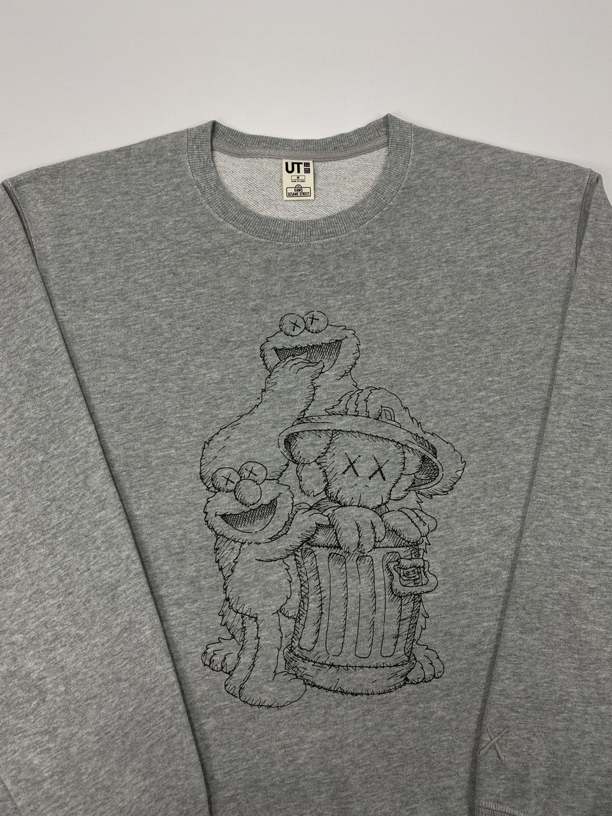 Kaws × Uniqlo 🔥LASTDROP🔥 Kaws Sesame Street Uniqlo Iconic Logo Sweatshirt Size US M / EU 48-50 / 2 - 4 Thumbnail
