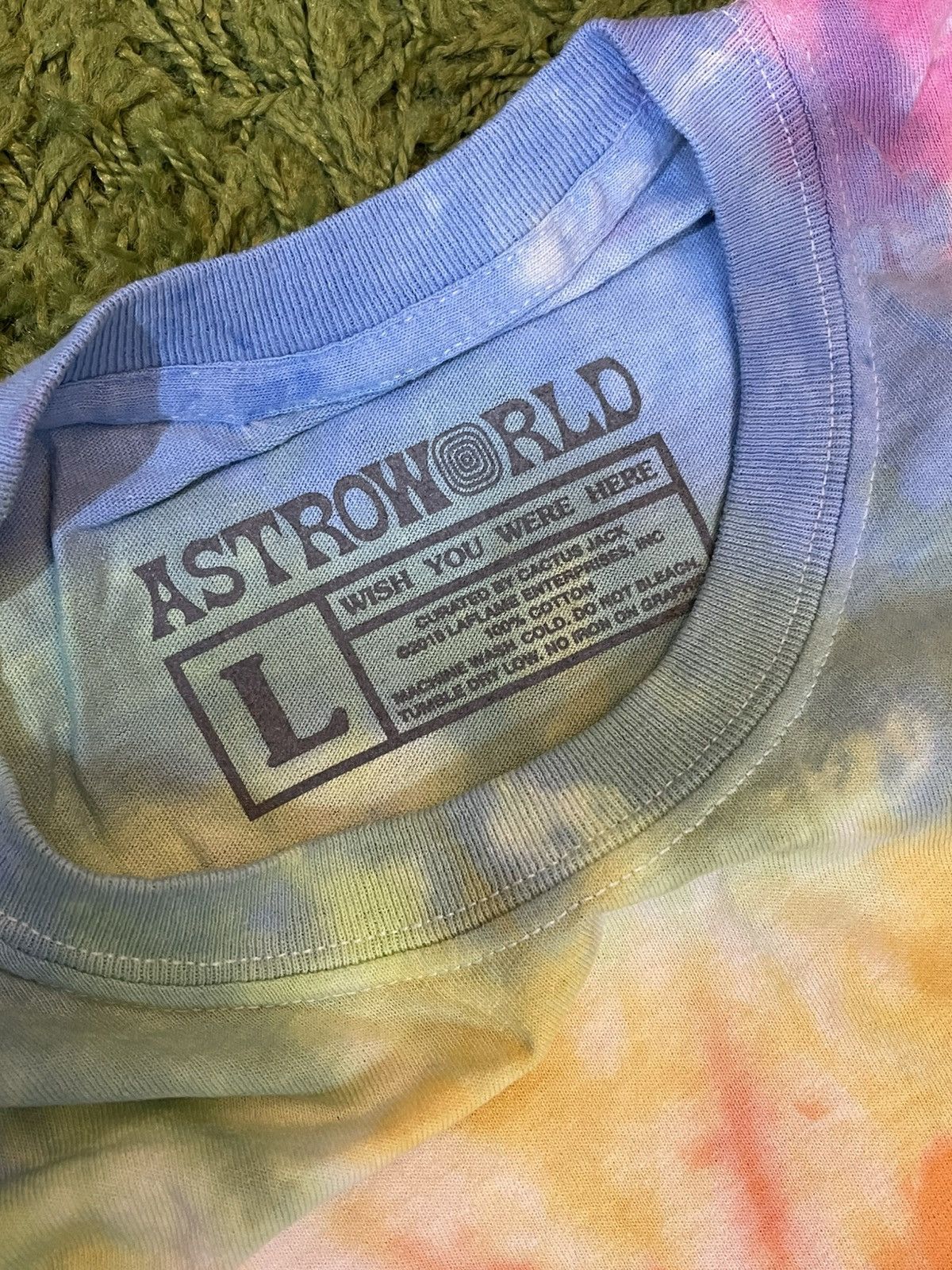 Travis Scott Travis Scott I Went To Astroworld Tie Dye Sz Large Brand New Size US L / EU 52-54 / 3 - 3 Thumbnail