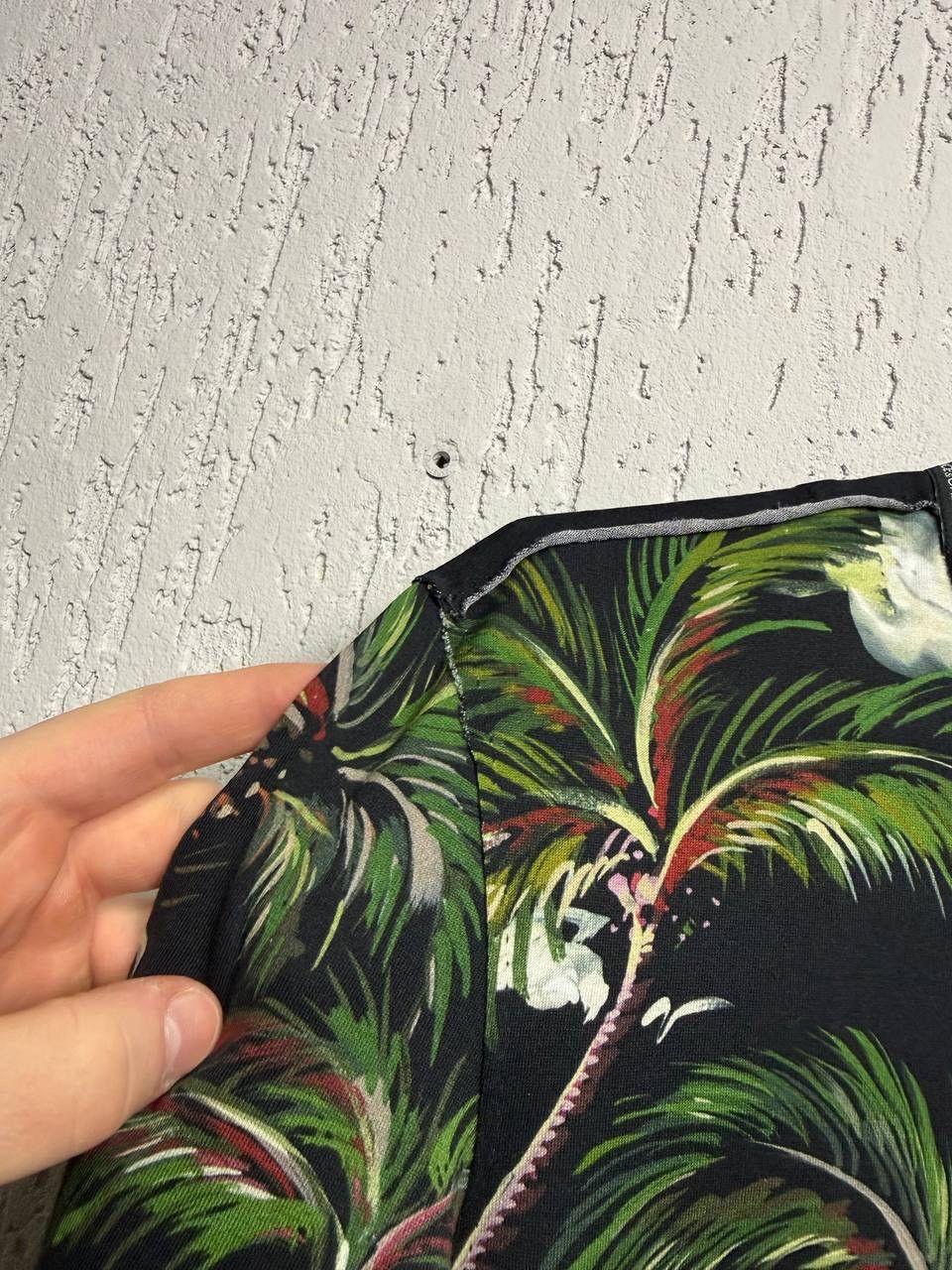 Dolce & Gabbana Dolce and Gabanna T-shirt with Volcano/jungle print Size US M / EU 48-50 / 2 - 9 Thumbnail