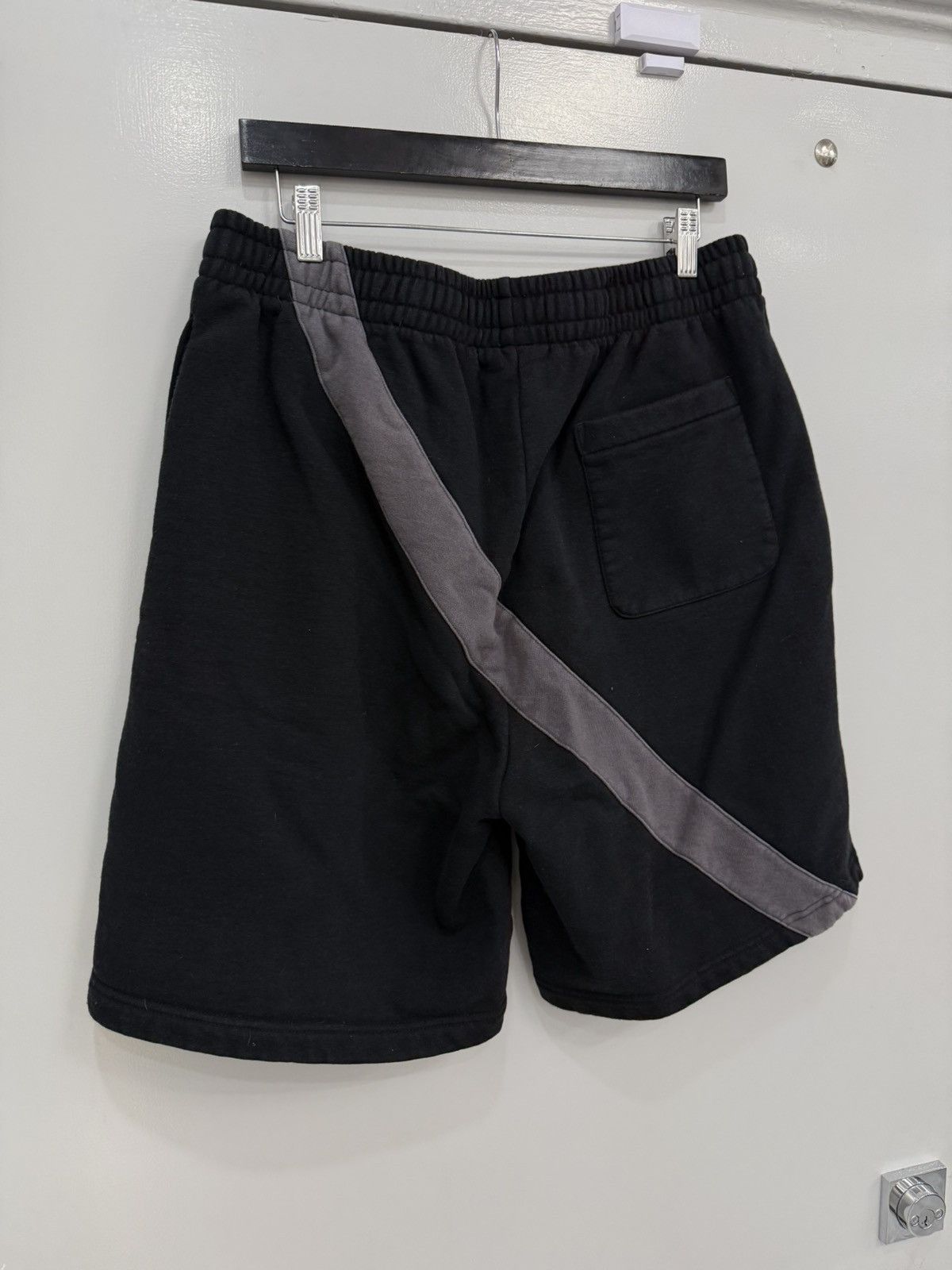 Supreme Supreme Equipe Black Shorts Size US 33 - 5 Thumbnail