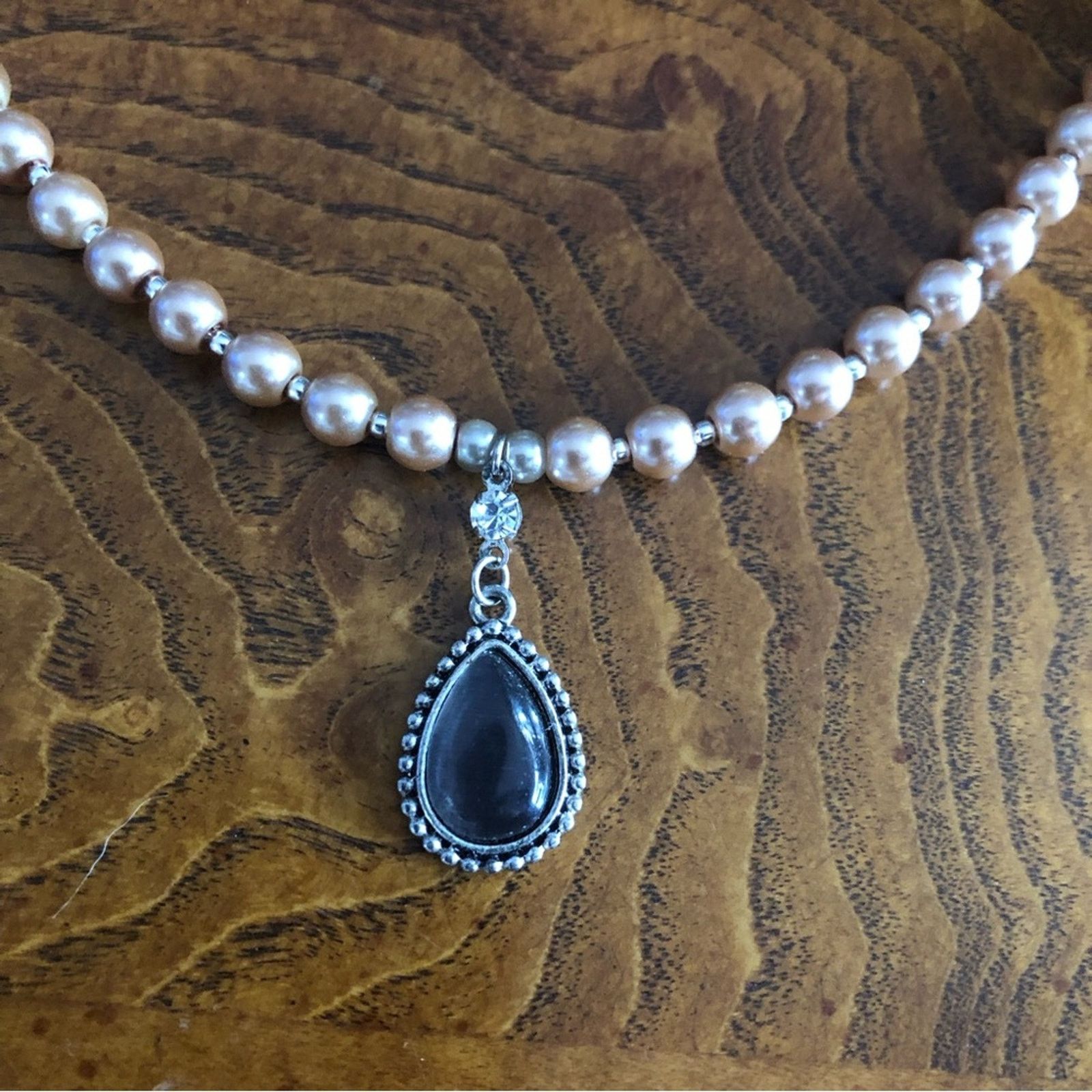 Handmade Handcrafted repurpose grey moon glow teardrop Pearl necklace Size ONE SIZE - 8 Thumbnail