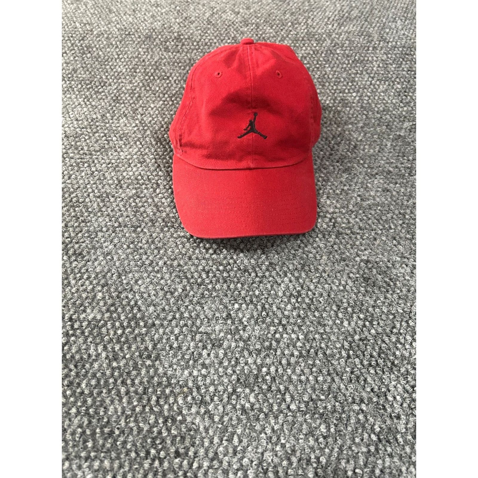 Jordan Brand Jordan Baseball Cap Mens One Size Red Jumpman Logo Adjustable Dad Cap Sports Cotton Canvas Spring Summer Men Womens Boys Girls Size ONE SIZE - 2 Thumbnail