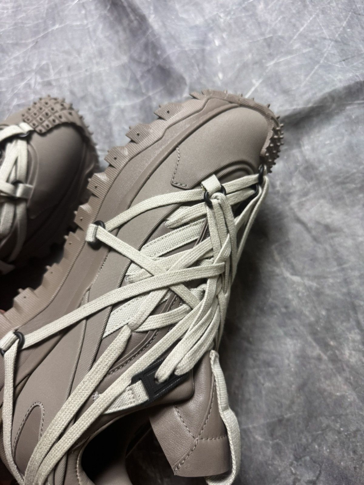 Moncler × Rick Owens Rick Owens Moncler Megalace Trail Grip Sneakers in Dust Size US 8 / EU 41 - 6 Thumbnail