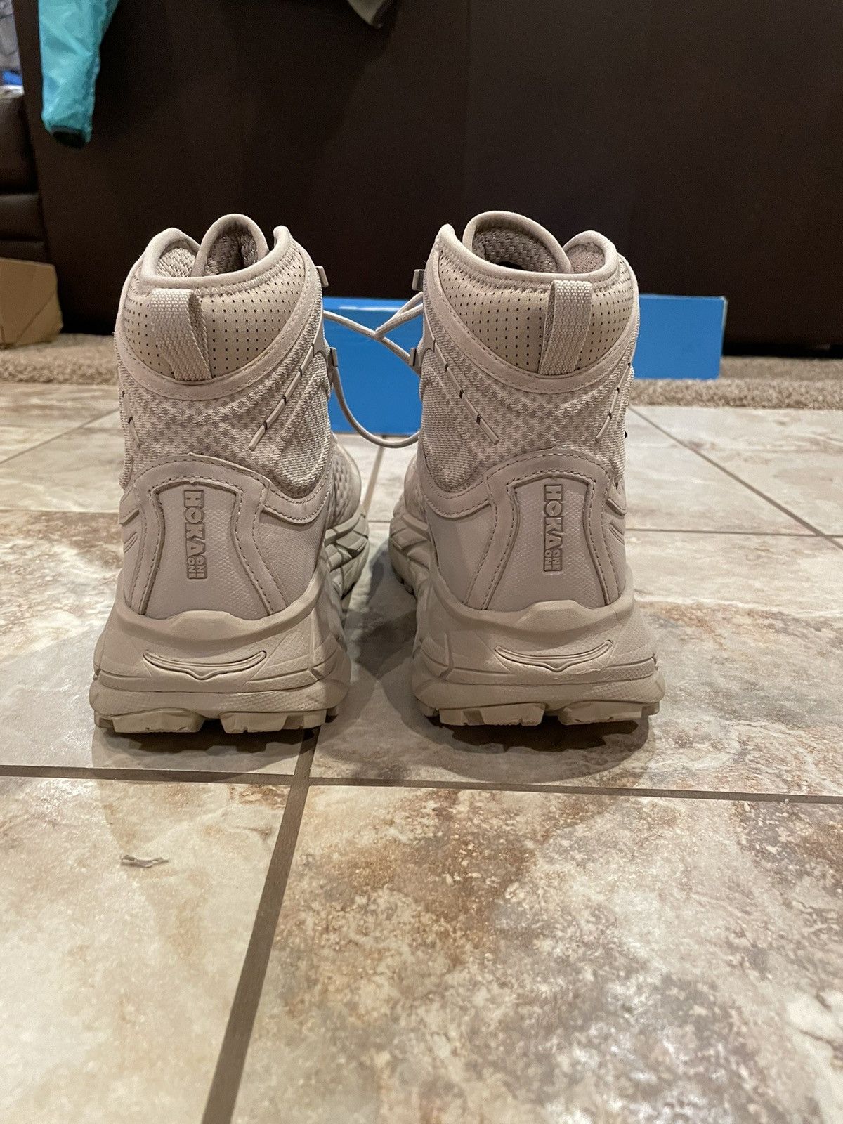 Hoka Hoka Tor Ultra Hi Taupe Goretex Size US 9 / EU 42 - 4 Thumbnail