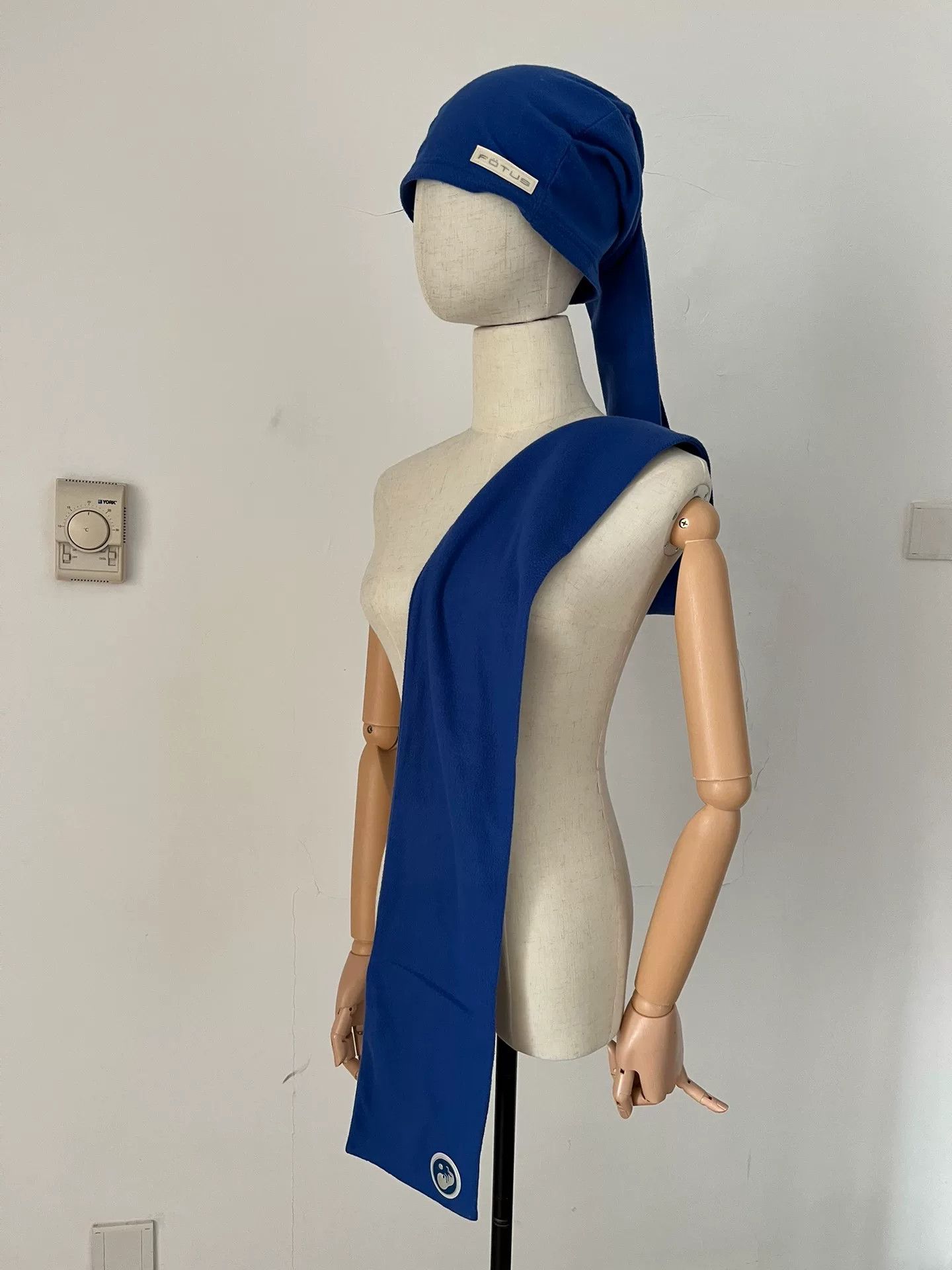 Fotus Fotus Blue Scarf Hat 2-in-1 Size ONE SIZE - 1 Thumbnail