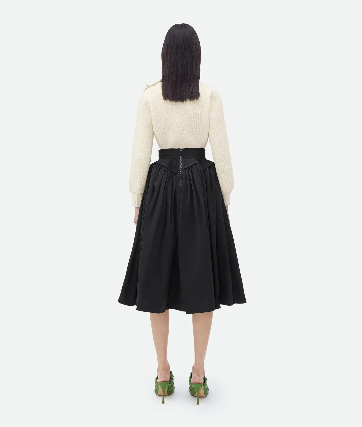 Bottega Veneta o1n1vont0625 Nylon Skirt in Black Size 24" / US 00 / IT 34 - 3 Thumbnail