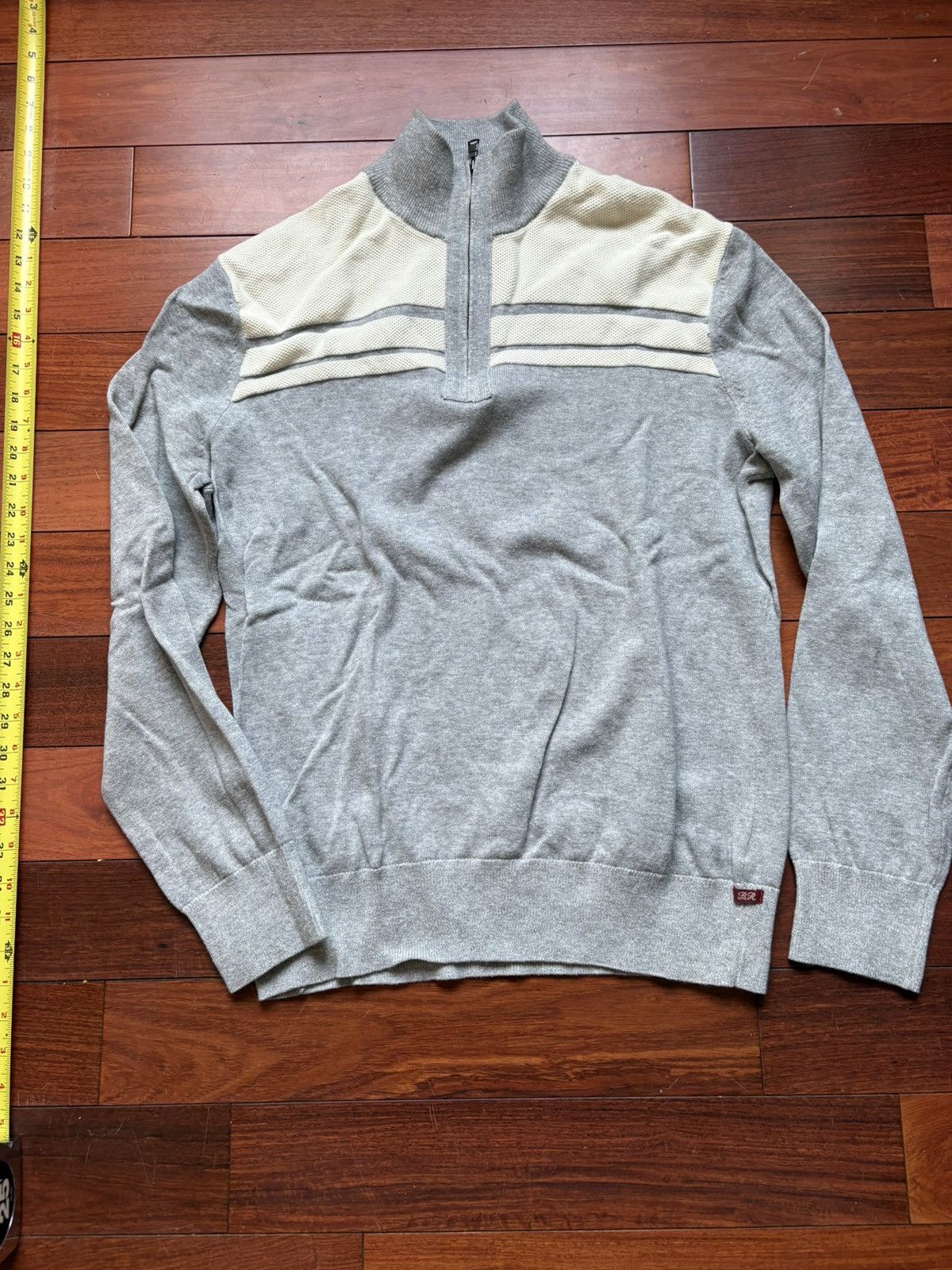 Banana Republic Banana Republic light gray quarter zip Size US L / EU 52-54 / 3 - 1 Thumbnail