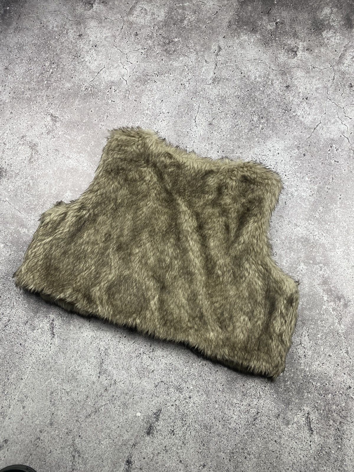Hysteric Glamour × If Six Was Nine 💥HYPE Varsity Mohair Fuzzy Fluffy Faux Fur Cropped vest OG Size ONE SIZE - 6 Thumbnail