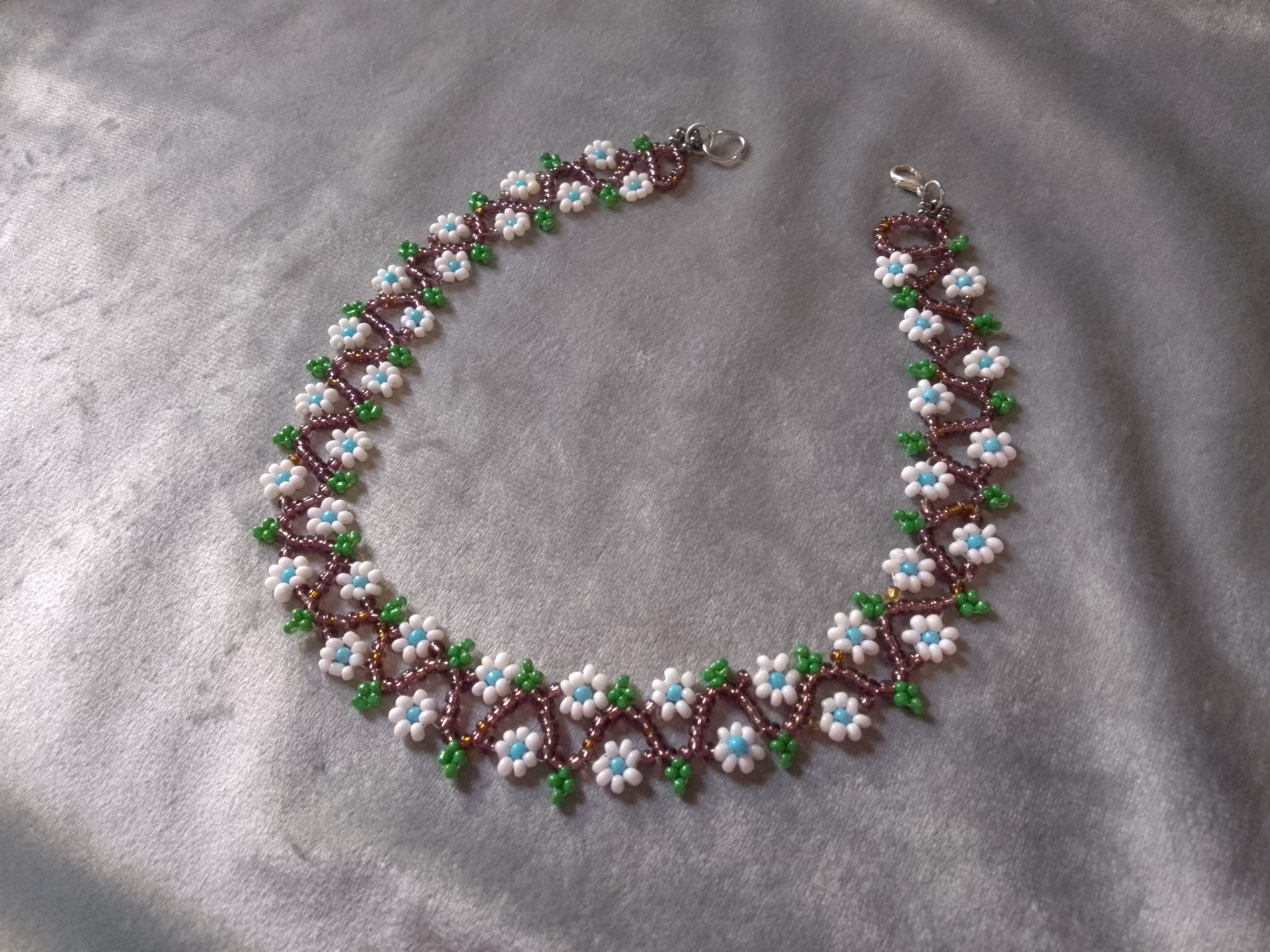 Handmade Necklace. Netted Beaded Flowers. Elegant. In glass Size ONE SIZE - 5 Thumbnail