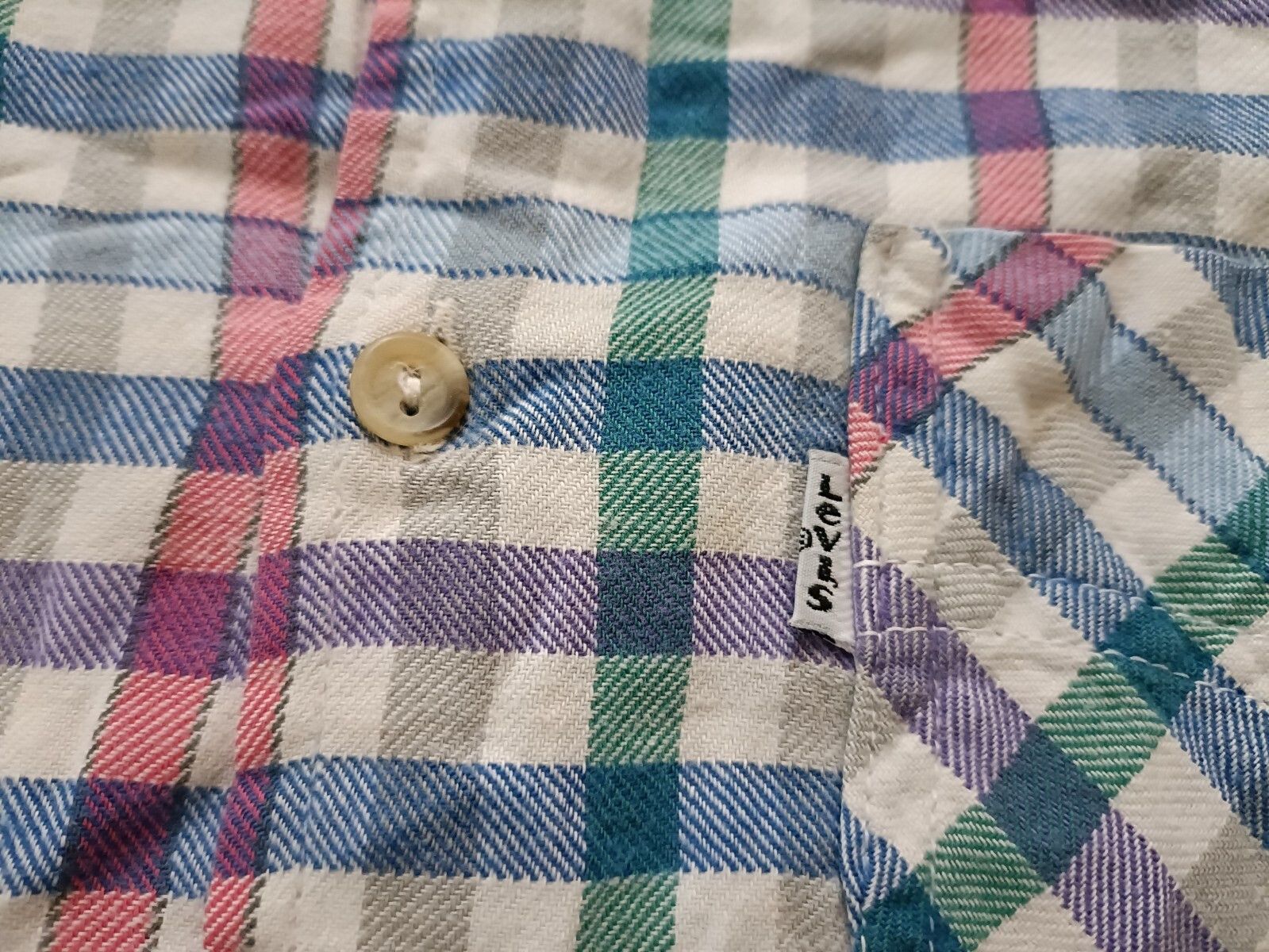 Levi's Vintage Levis mens shirt size S check dr1 Size US S / EU 44-46 / 1 - 5 Thumbnail