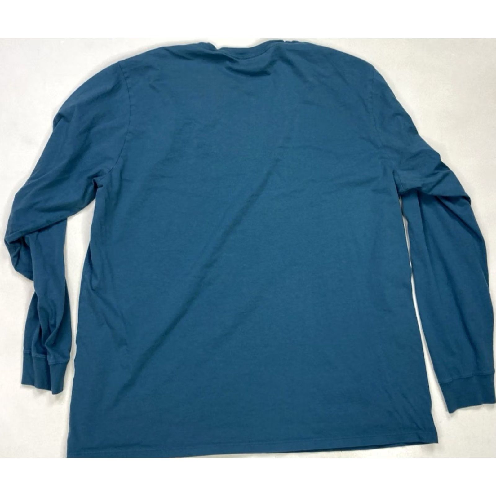 Vineyard Vines Vineyard Vines VVYC 1998 Flag Graphic T-shirt Men XL Blue Long Sleeve Shirt XL Mens Size US XL / EU 56 / 4 - 5 Thumbnail
