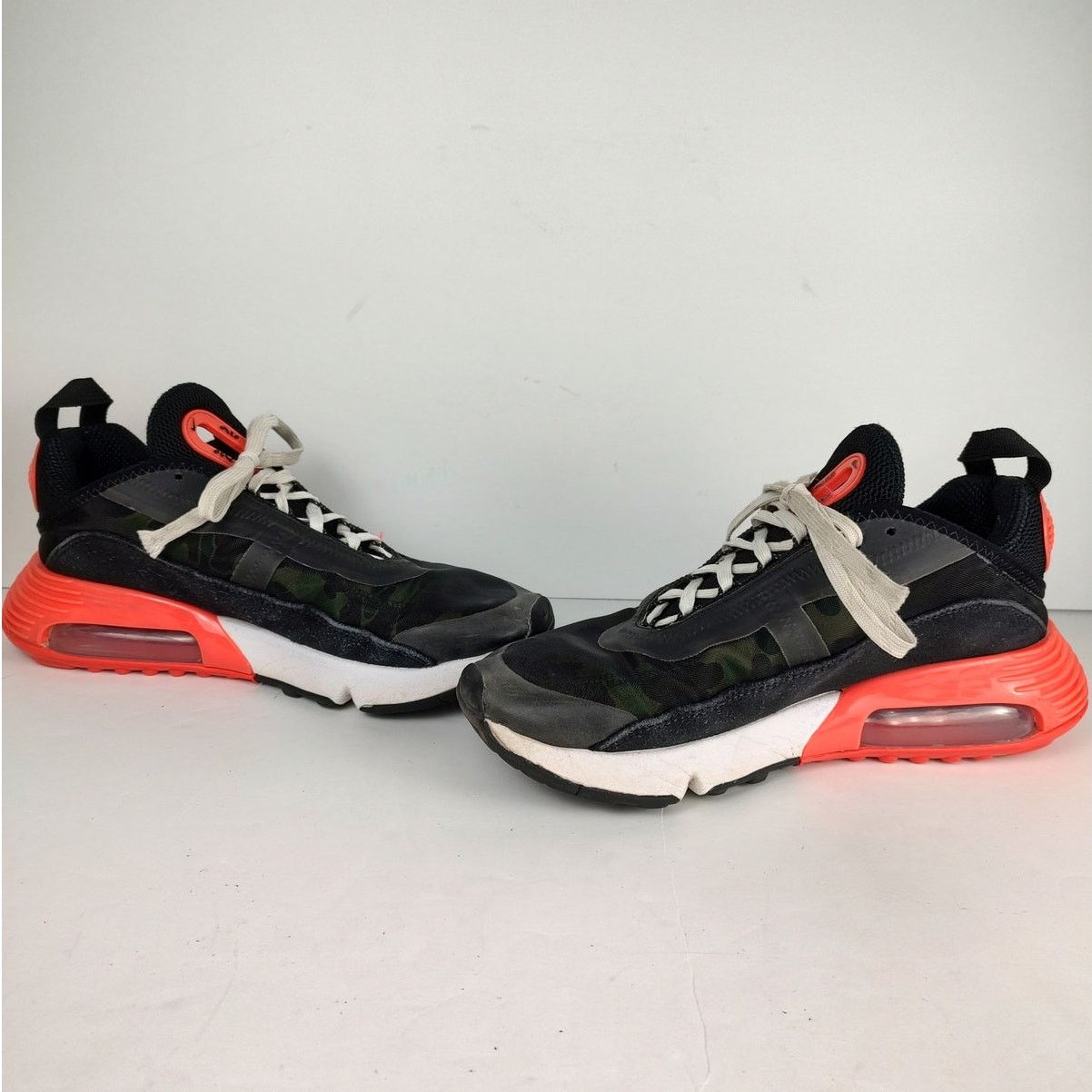 Nike Nike Air Max 2090 training shoes "Infrared Duck Camo" mens 8 Size US 8 / EU 41 - 3 Thumbnail