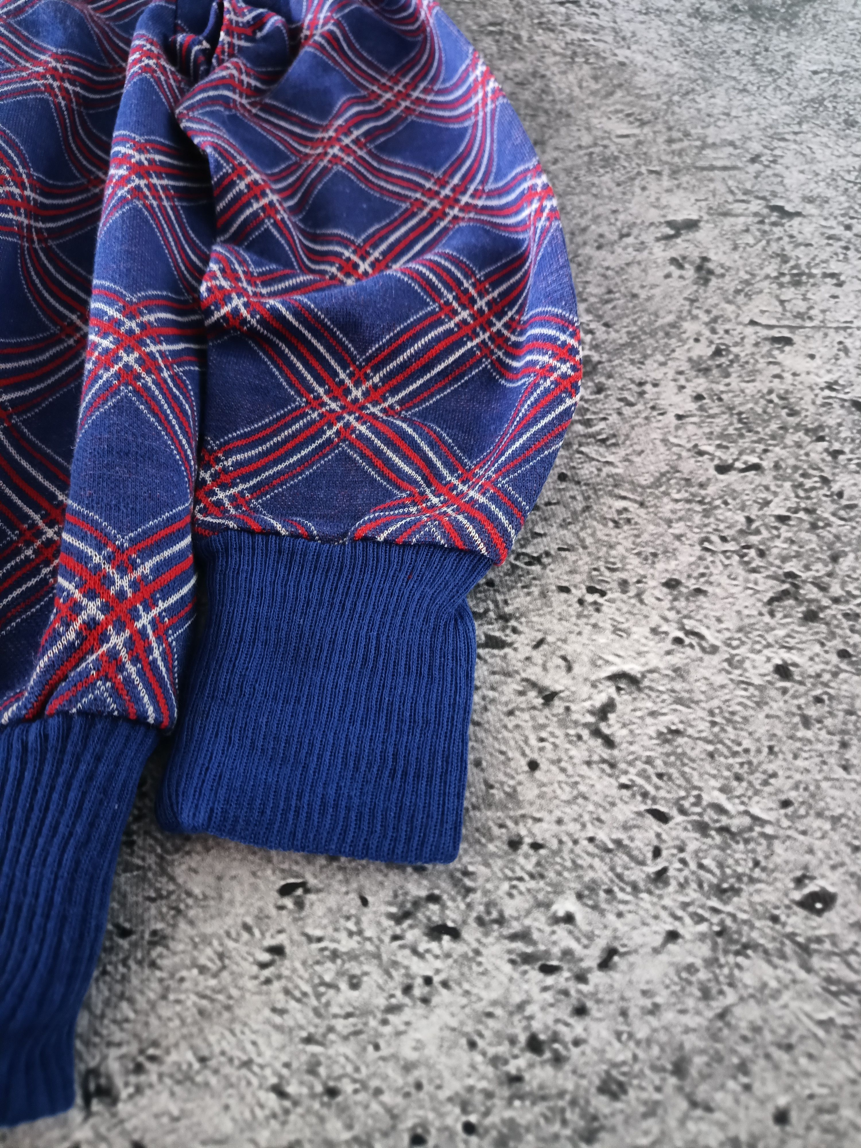 Vintage Vintage 1979 abstract sweater, New with tags Size US S / EU 44-46 / 1 - 3 Thumbnail