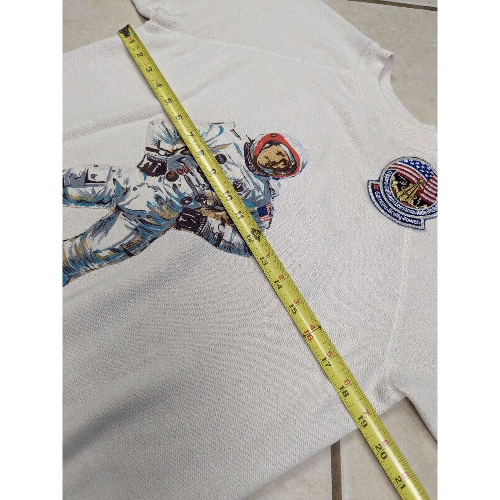 Hanes Vtg Spaceman Astronaut Neil Armstrong Crewneck Sweatshirt Size US M / EU 48-50 / 2 - 10 Thumbnail