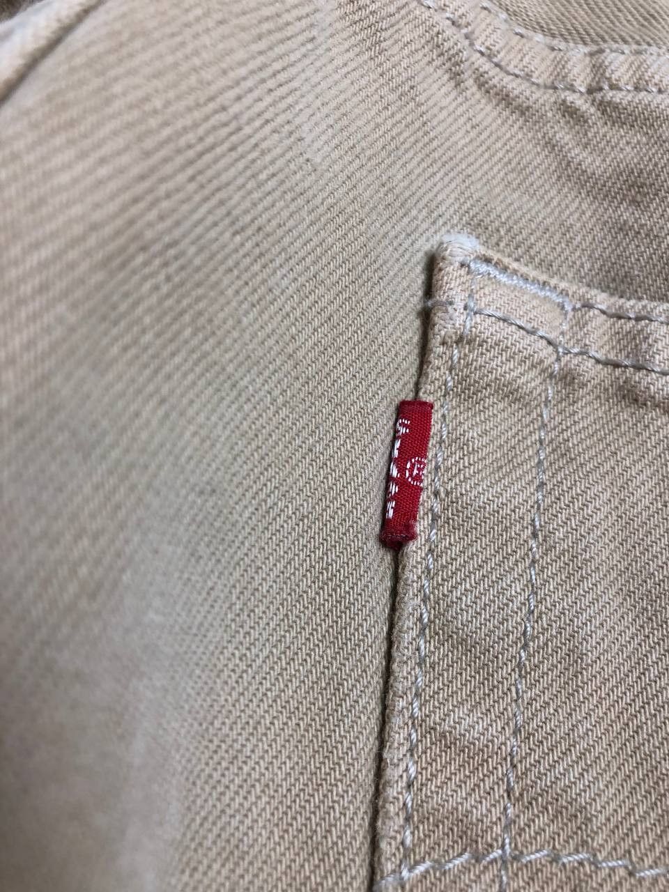 Levi's Levi Strauss 501 Relaxed Tan No Rips Stains EUC Size US 34 / EU 50 - 21 Thumbnail