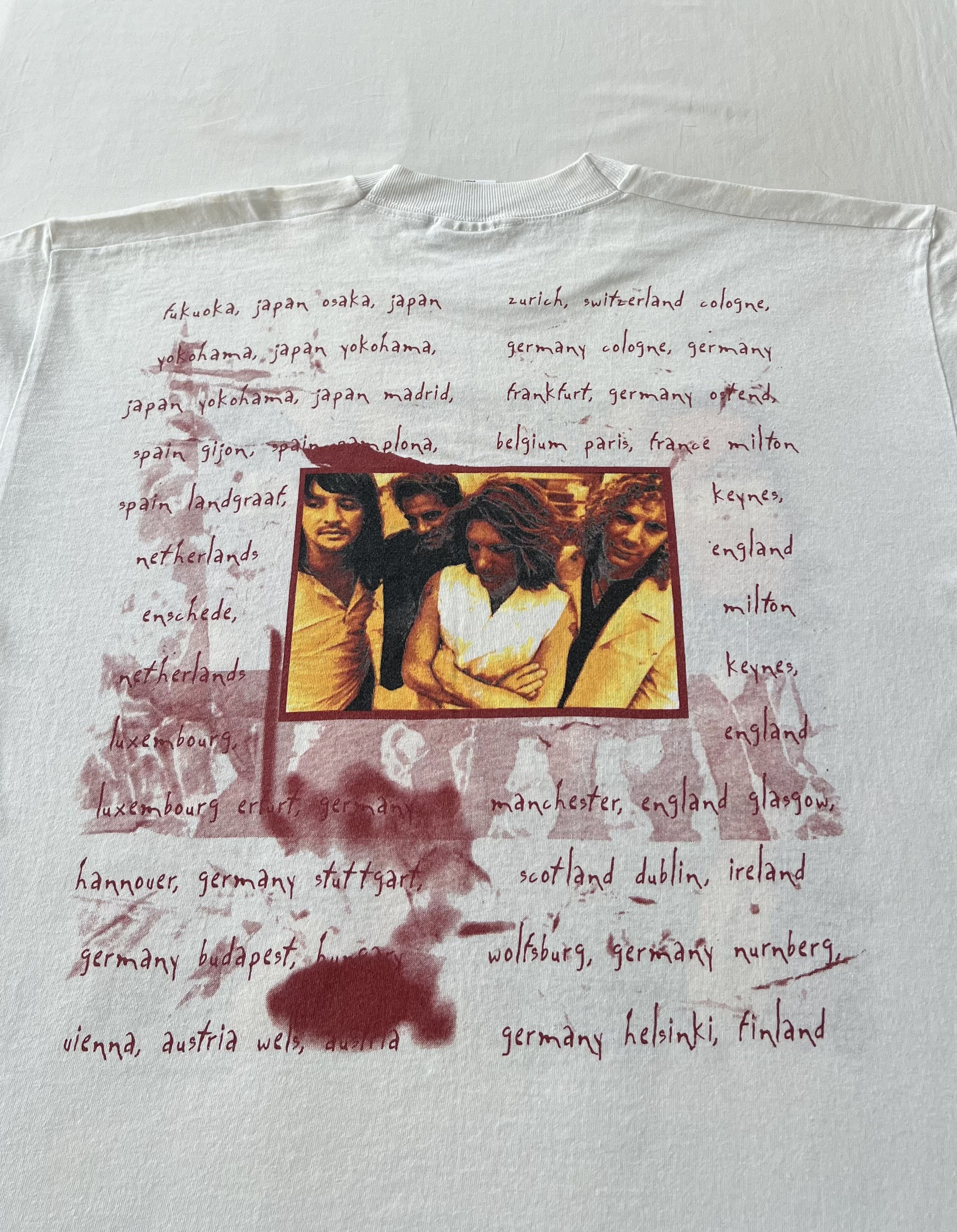 Band Tees Vintage 1996 Bon Jovi These Days White T-shirt Size US L / EU 52-54 / 3 - 16 Thumbnail
