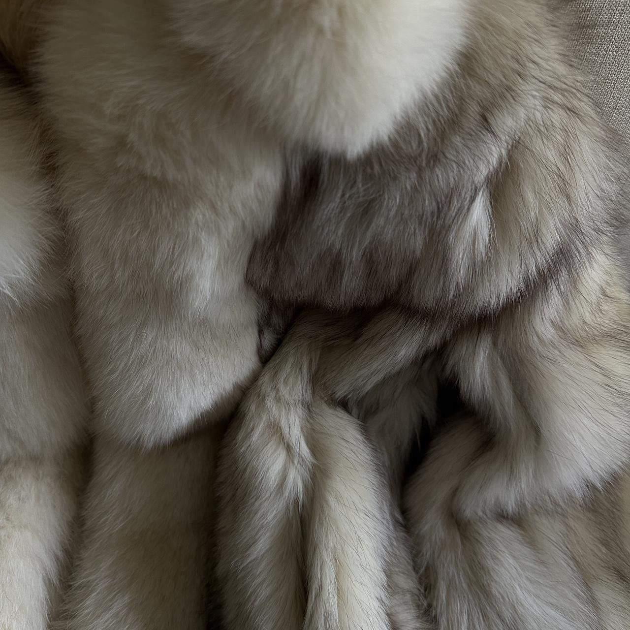 Vintage GORGEOUS Vintage Blue Fox Fur Coat Finland Size ONE SIZE - 7 Thumbnail