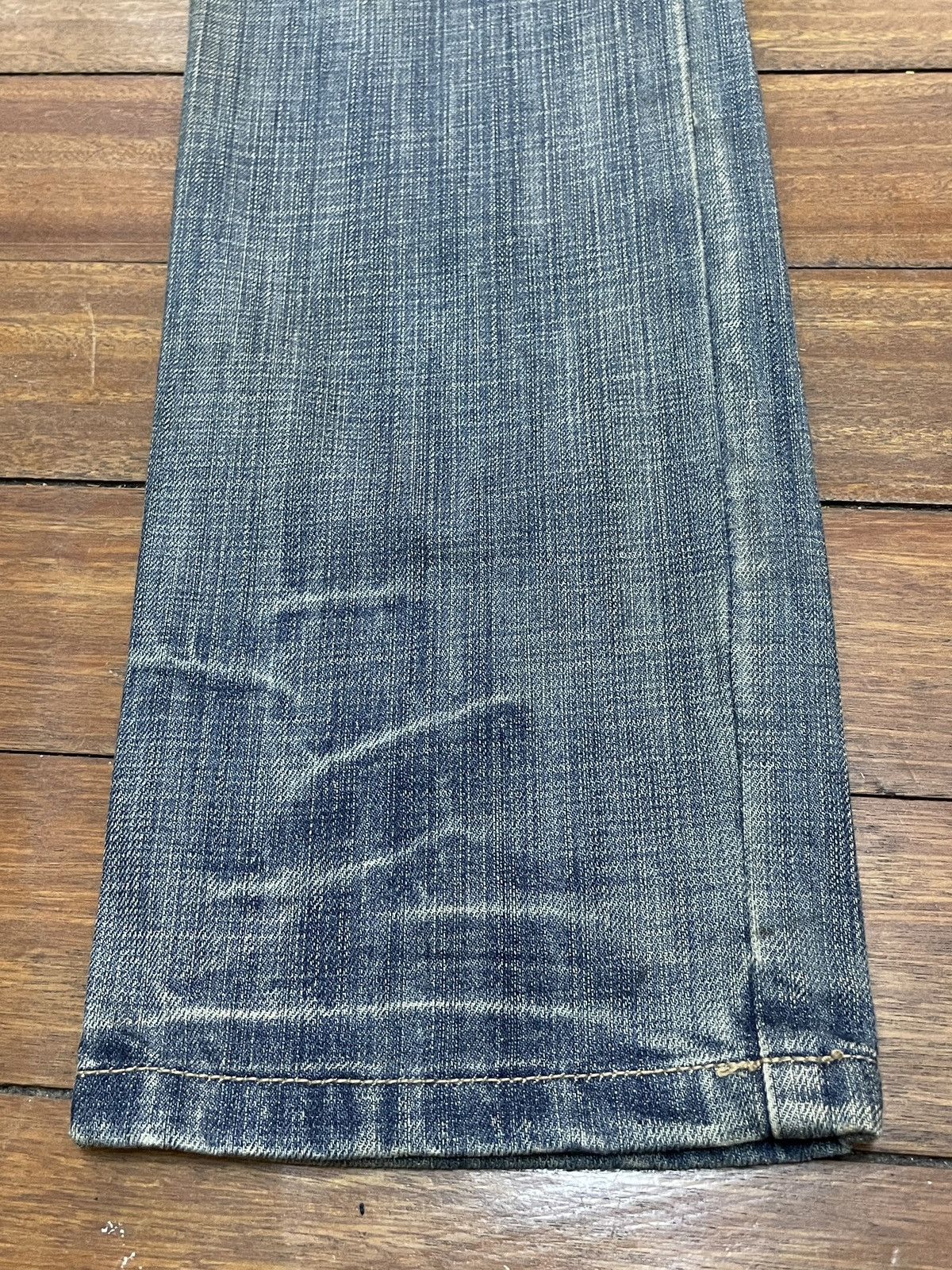 Le Grande Bleu (L.G.B.) Very Rare Vintage Japanese Brand Lagust Jeans 1990s Size US 33 - 5 Thumbnail