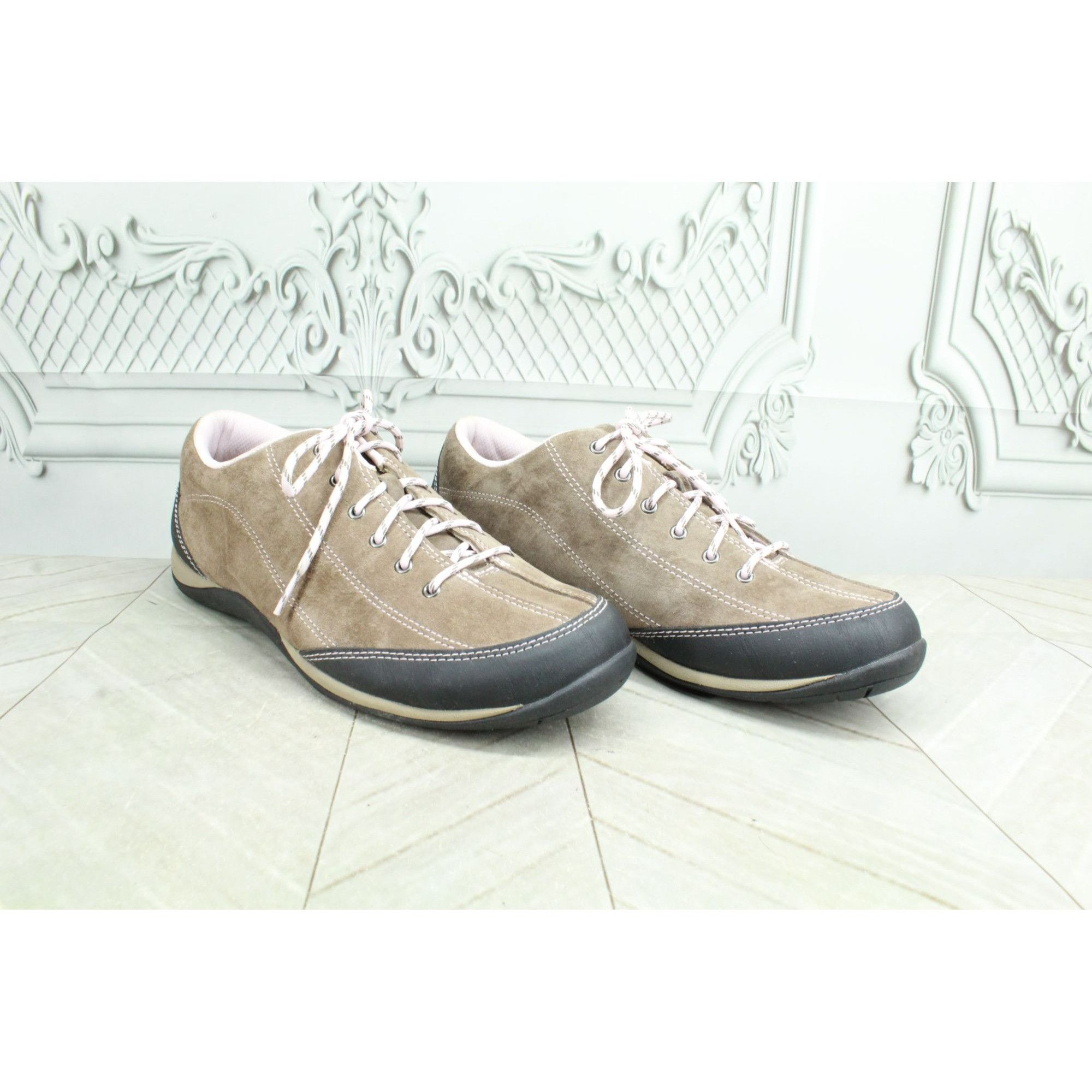 L.L. Bean LL Bean Women's Lace Up Casual Sneaker Shoes Size US 10 / IT 40 - 4 Thumbnail