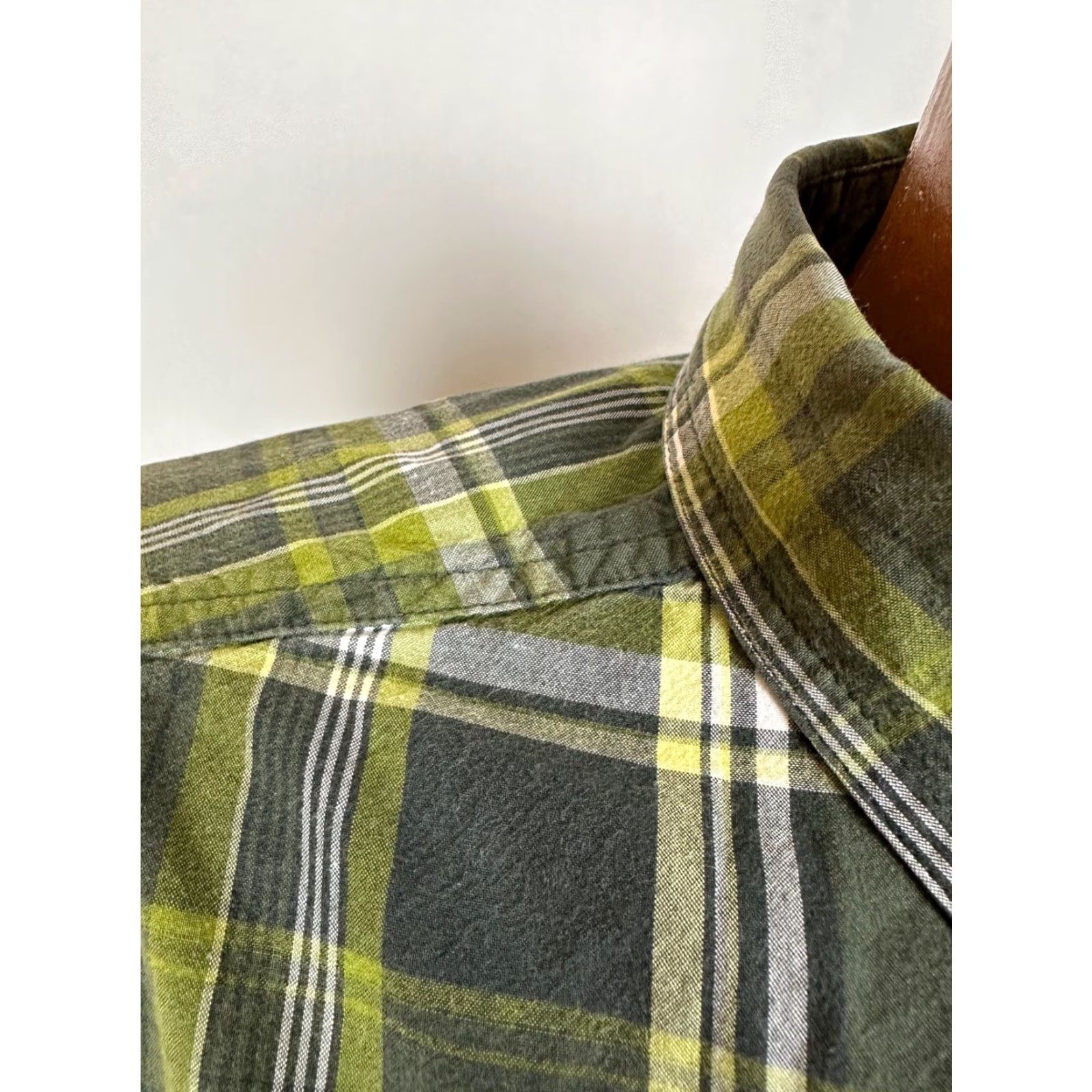 Vintage Columbia Travel Shirt Men Medium Gray Green Plaid Button-Down Cotton Shirt Size US M / EU 48-50 / 2 - 4 Thumbnail