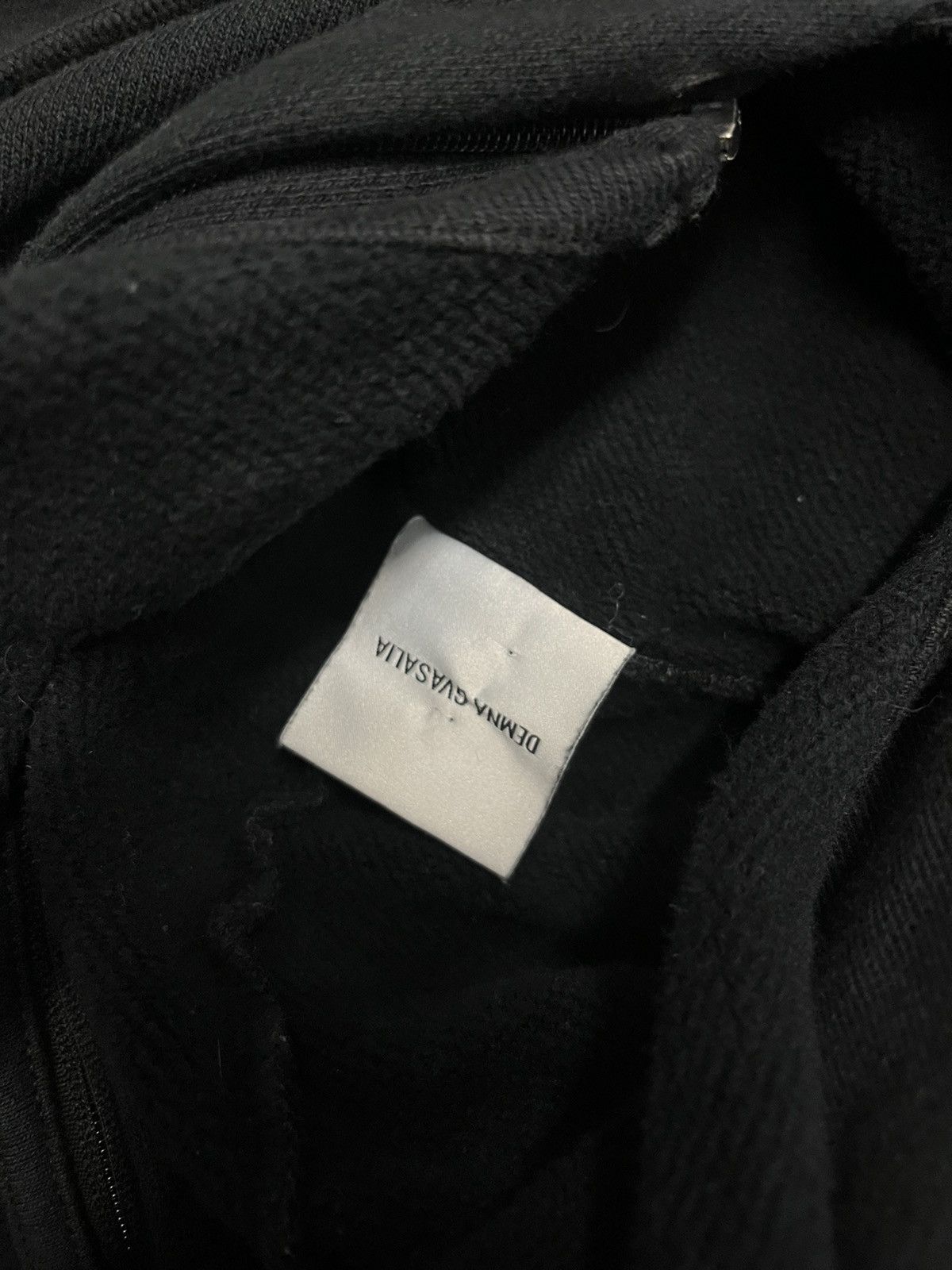 Vetements 2019 Vetements incognito hoodie Size US XL / EU 56 / 4 - 6 Thumbnail
