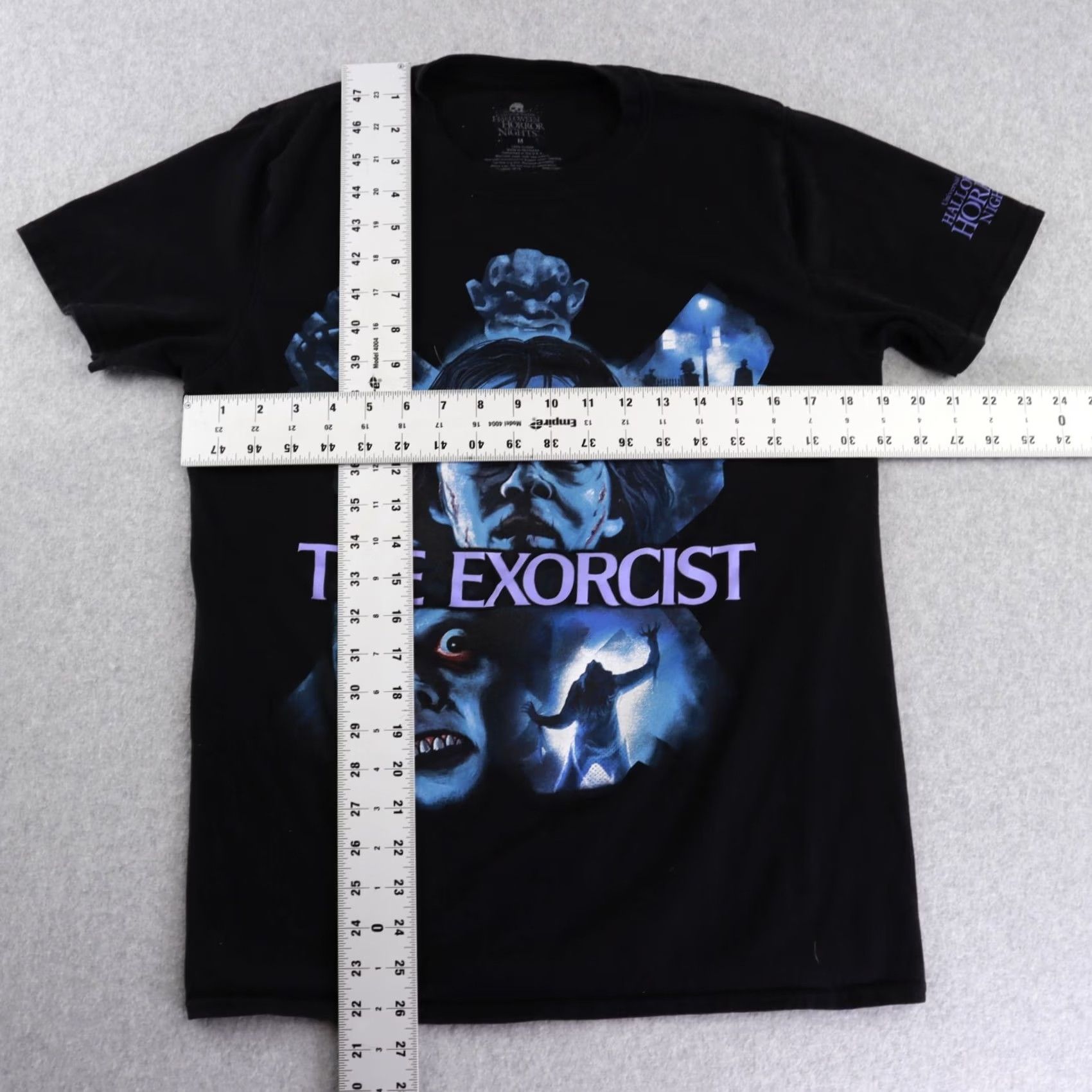 Vintage Halloween Horror Nights THE EXORCIST Graphic T-Shirt Crew Neck Adult Medium Black Mens Size US M / EU 48-50 / 2 - 3 Thumbnail
