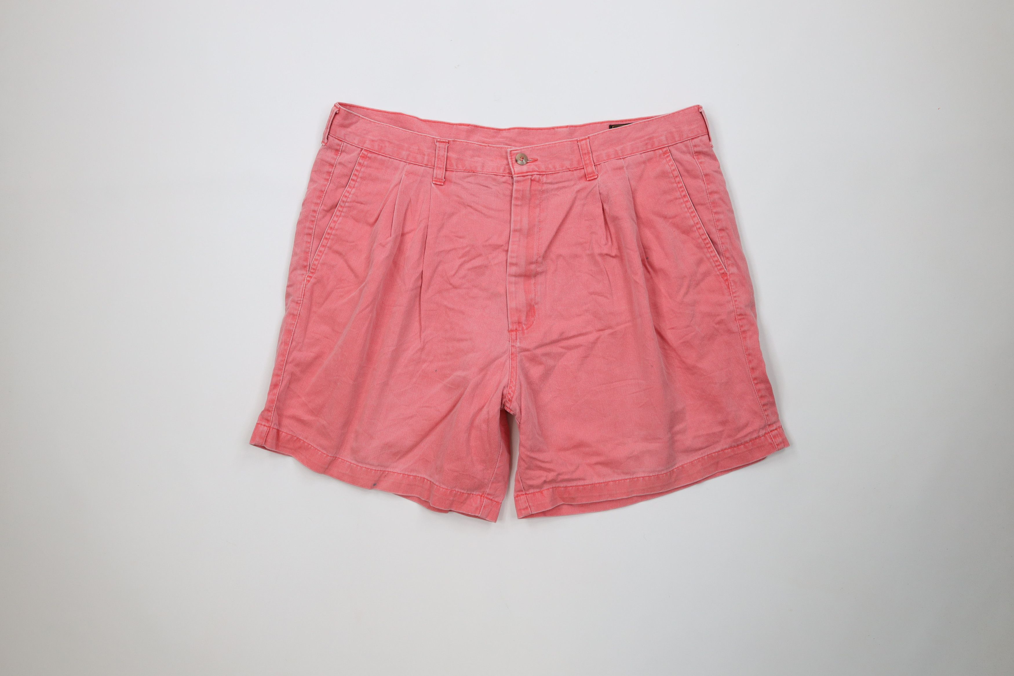 Eddie Bauer Vintage 90s Eddie Bauer Pleated Above Knee Chino Shorts Pink Size US 38 / EU 54 - 1 Thumbnail