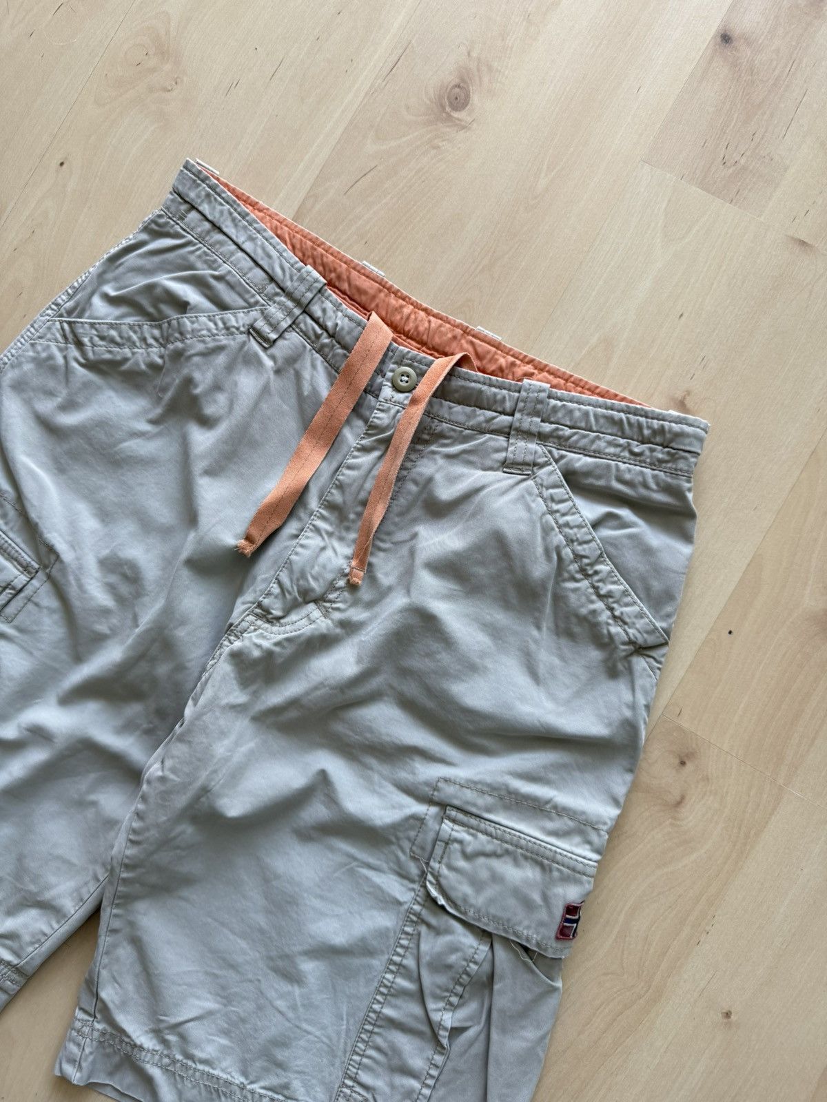 Napapijri Napapijri vintage cargo bermuda shorts Size US 32 / EU 48 - 3 Thumbnail