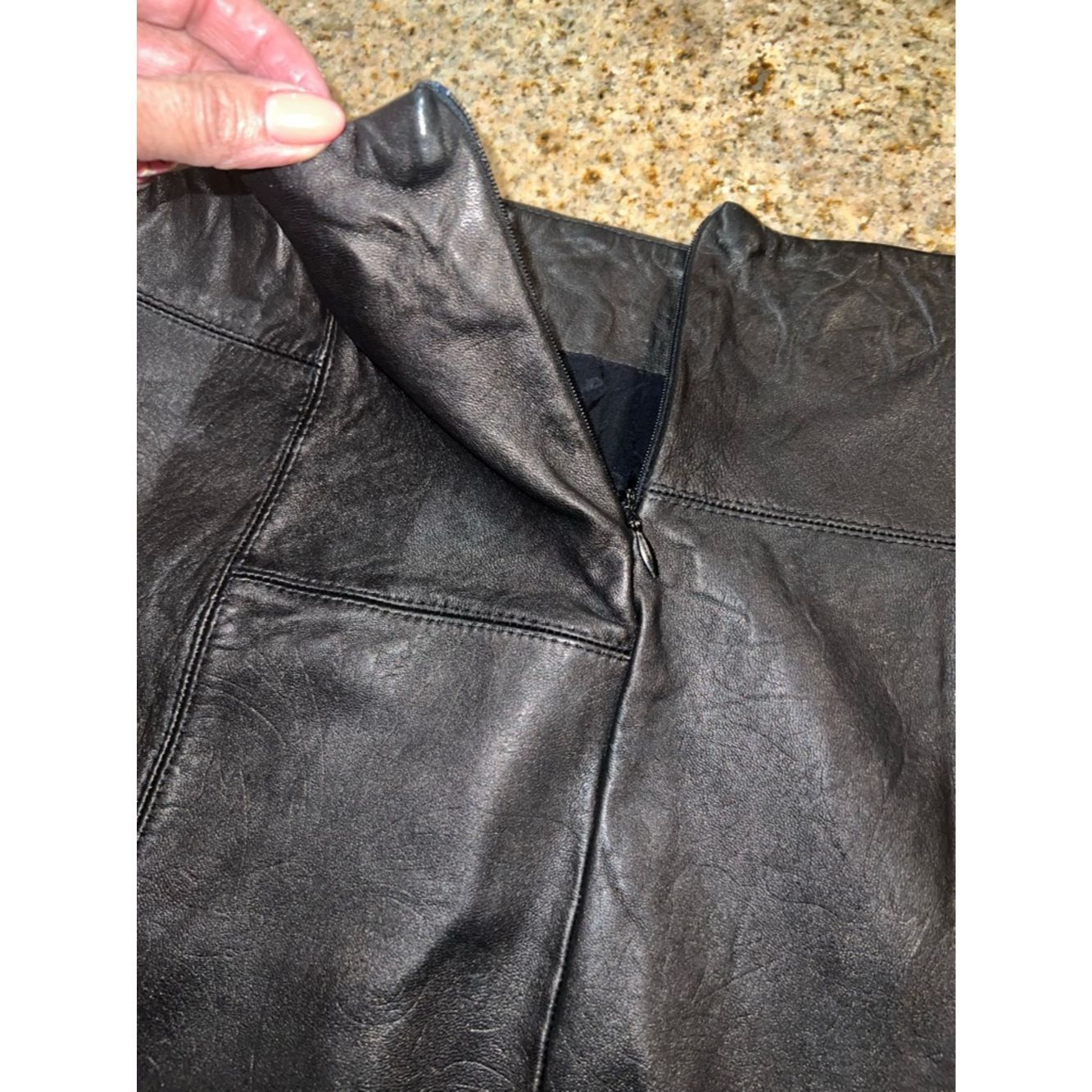 Other Black Leather Mini Skirt Panel Patchwork NWOT Lined Back Zi Size 28" / US 6 / IT 42 - 3 Thumbnail