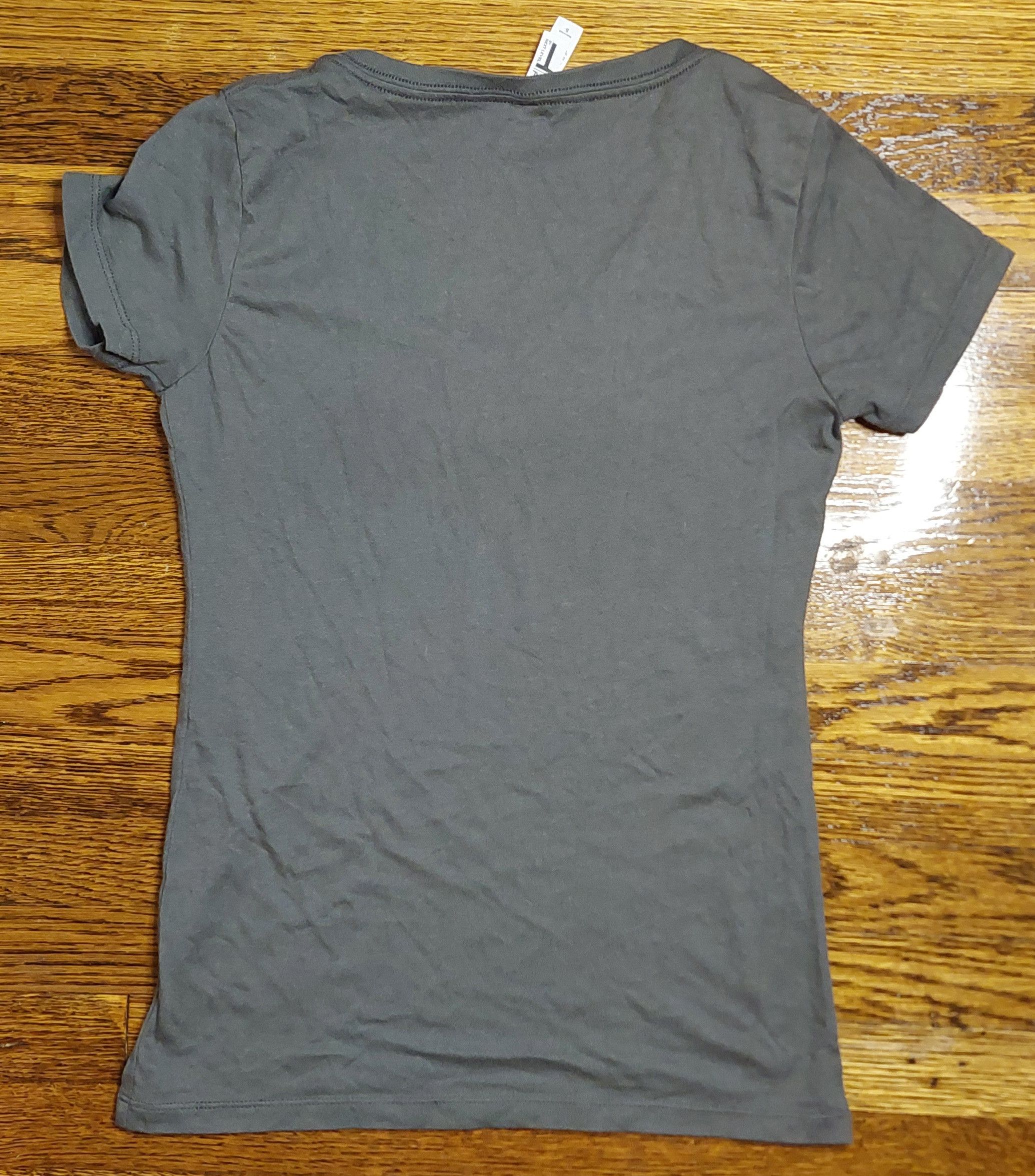 Gildan Authentic Roscoe's House of Chicken 'N Waffles Gray V-Neck Size S / US 4 / IT 40 - 4 Thumbnail