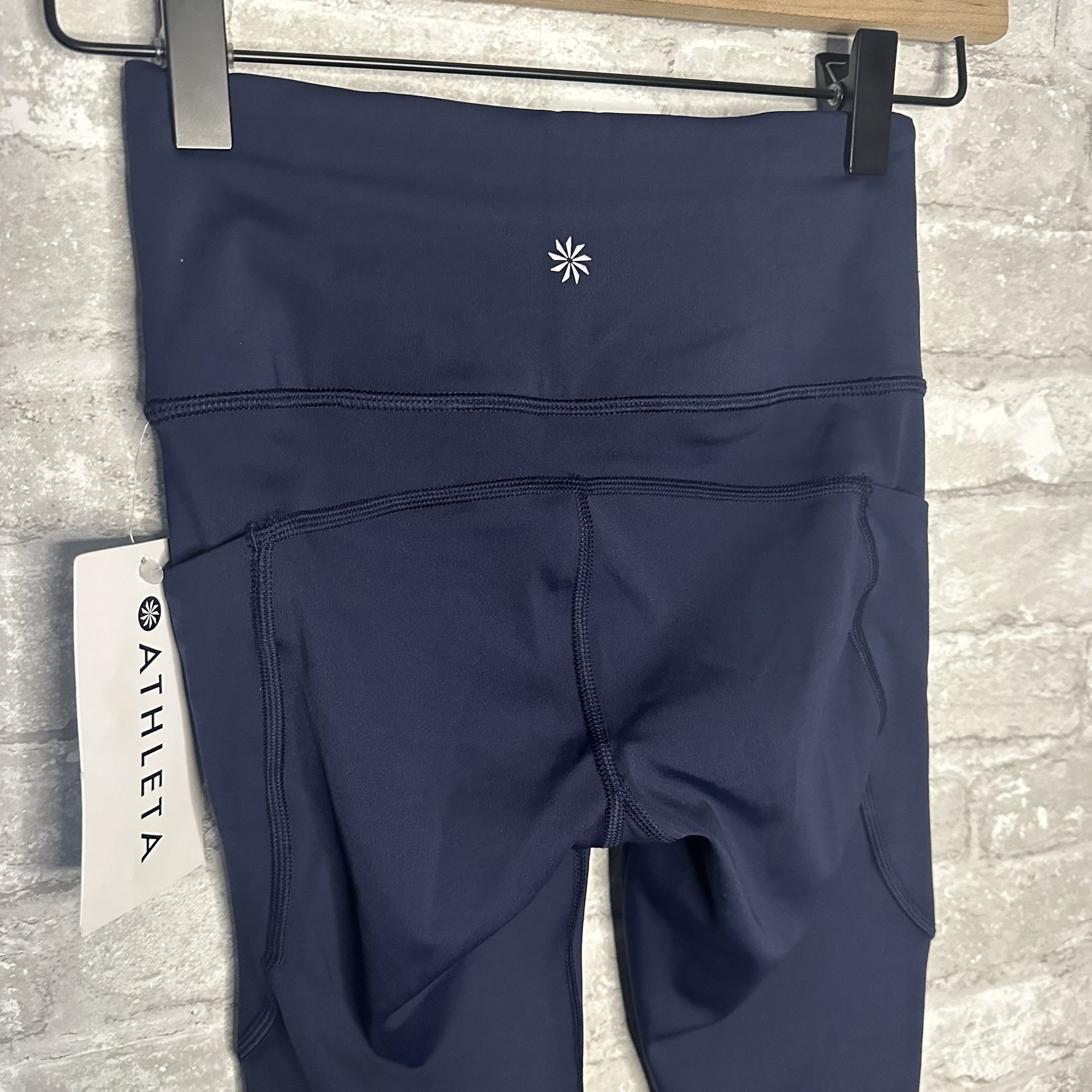 Athleta Athleta Ultimate Stash 7/8 Tight NWT Size XXS (Dress Blue) Size 24" / US 00 / IT 34 - 9 Thumbnail