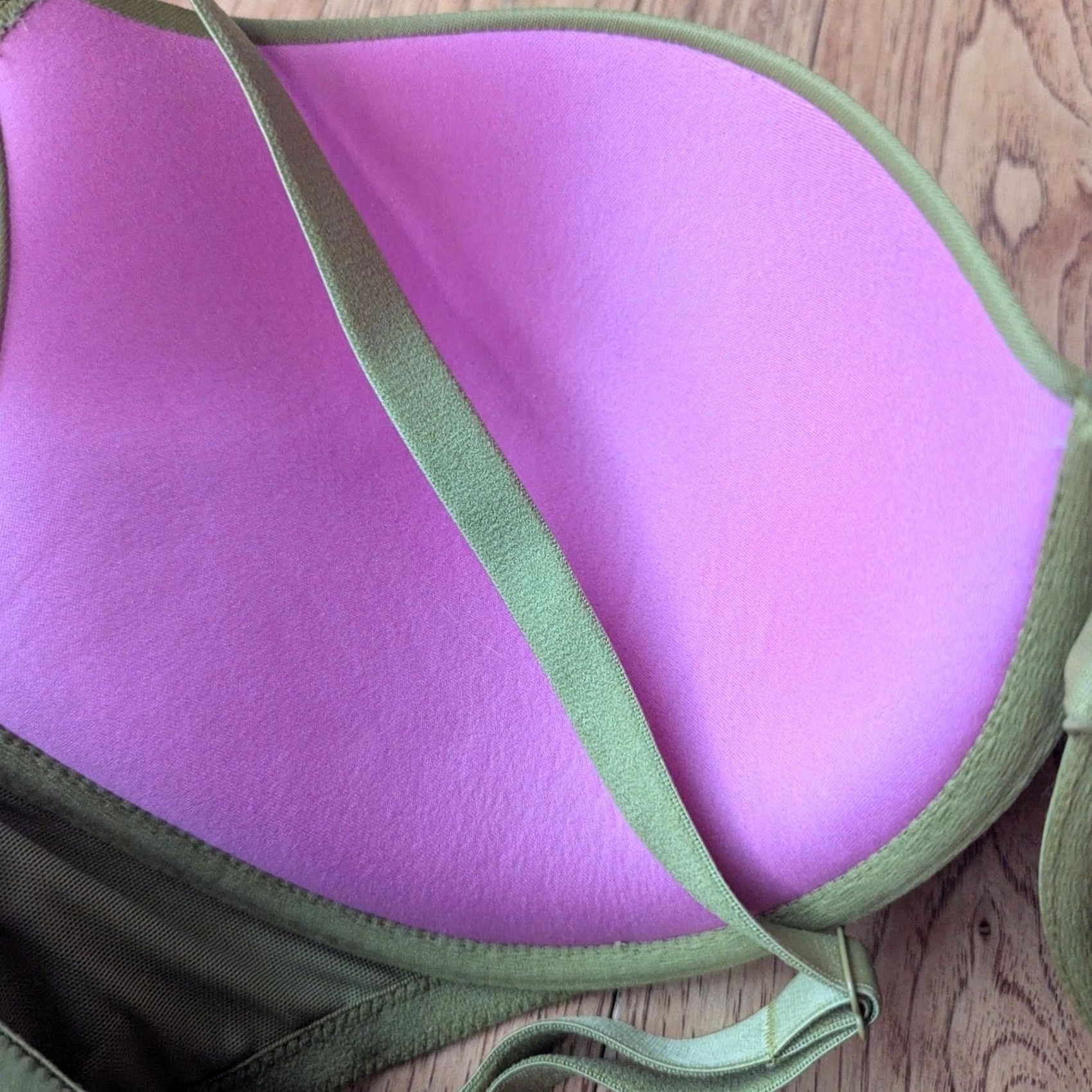 Vintage Victoria's Secret PINK Wear Everywhere Push-Up Bra 36DD Olive Green Underwire Regular Size Shape DD Size ONE SIZE - 5 Thumbnail