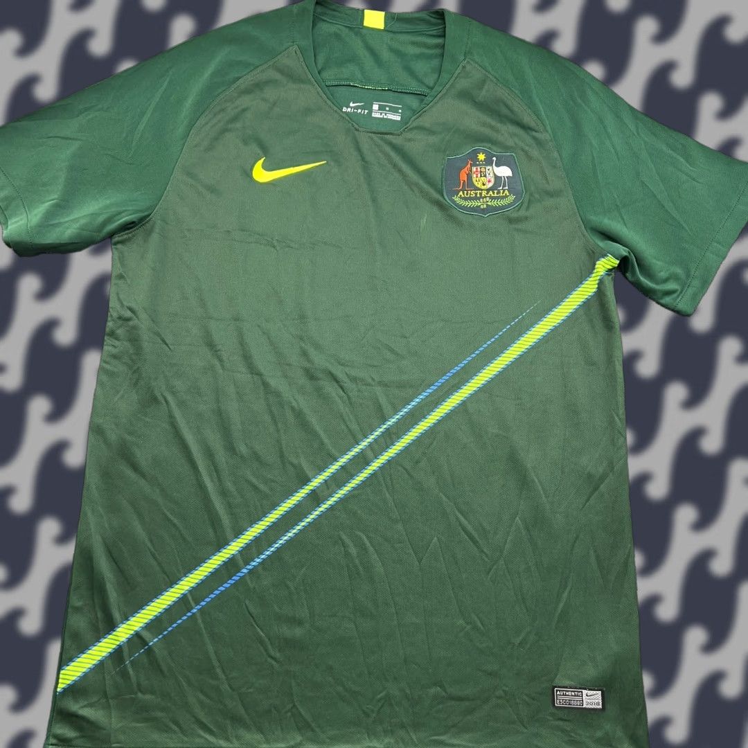 Nike Nike Green Shirt Football Jersey M Adults Mens Short Sleeve Polyester Quick Dry 100% NZ 2018 2019 2020 Away Australia Shirt Size US M / EU 48-50 / 2 - 1 Thumbnail