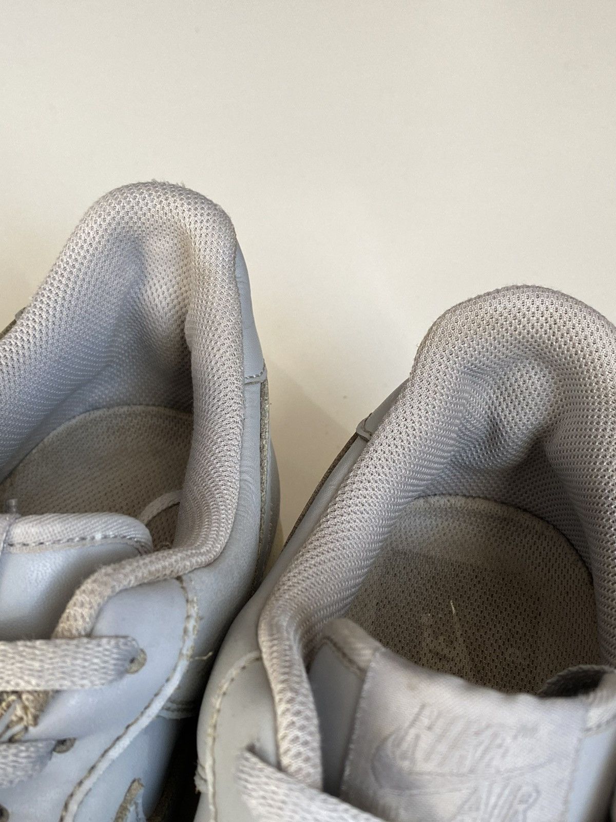 Nike 🔥 NIKE AIR FORCE 1 LOW GREY CASUAL ESSENTIALS SNEAKERS Size US 12 / EU 45 - 11 Thumbnail
