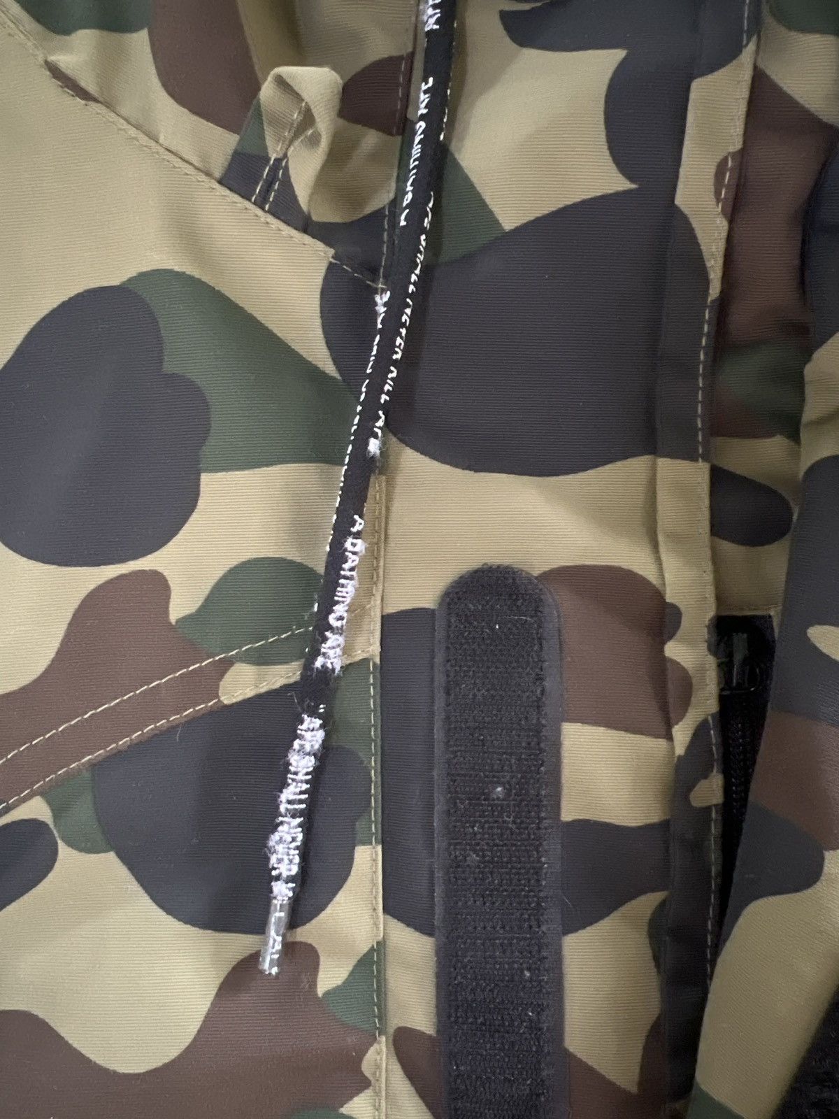 Bape Camouflage parka Size US L / EU 52-54 / 3 - 5 Thumbnail