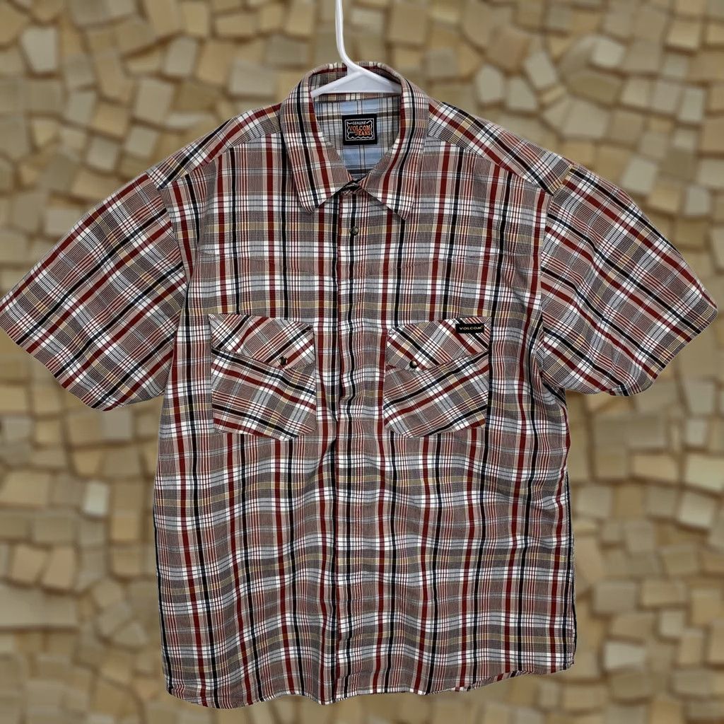 Volcom Volcom Men's Shirt Western Cowboy Hidden Snap Shirt Red Plaid M Button-Up Slim Fit Casual Cap. Size US M / EU 48-50 / 2 - 1 Thumbnail