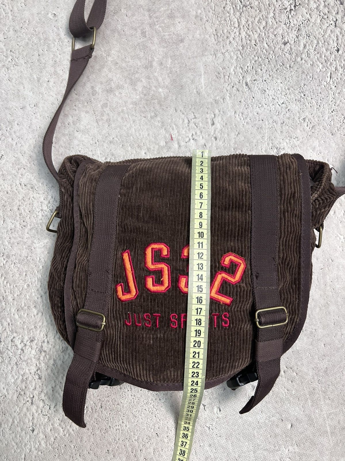 Designer × Diesel × Vintage Diesel sling bag Vintage Y2K sling cargo bag multi pocket Size ONE SIZE - 10 Thumbnail