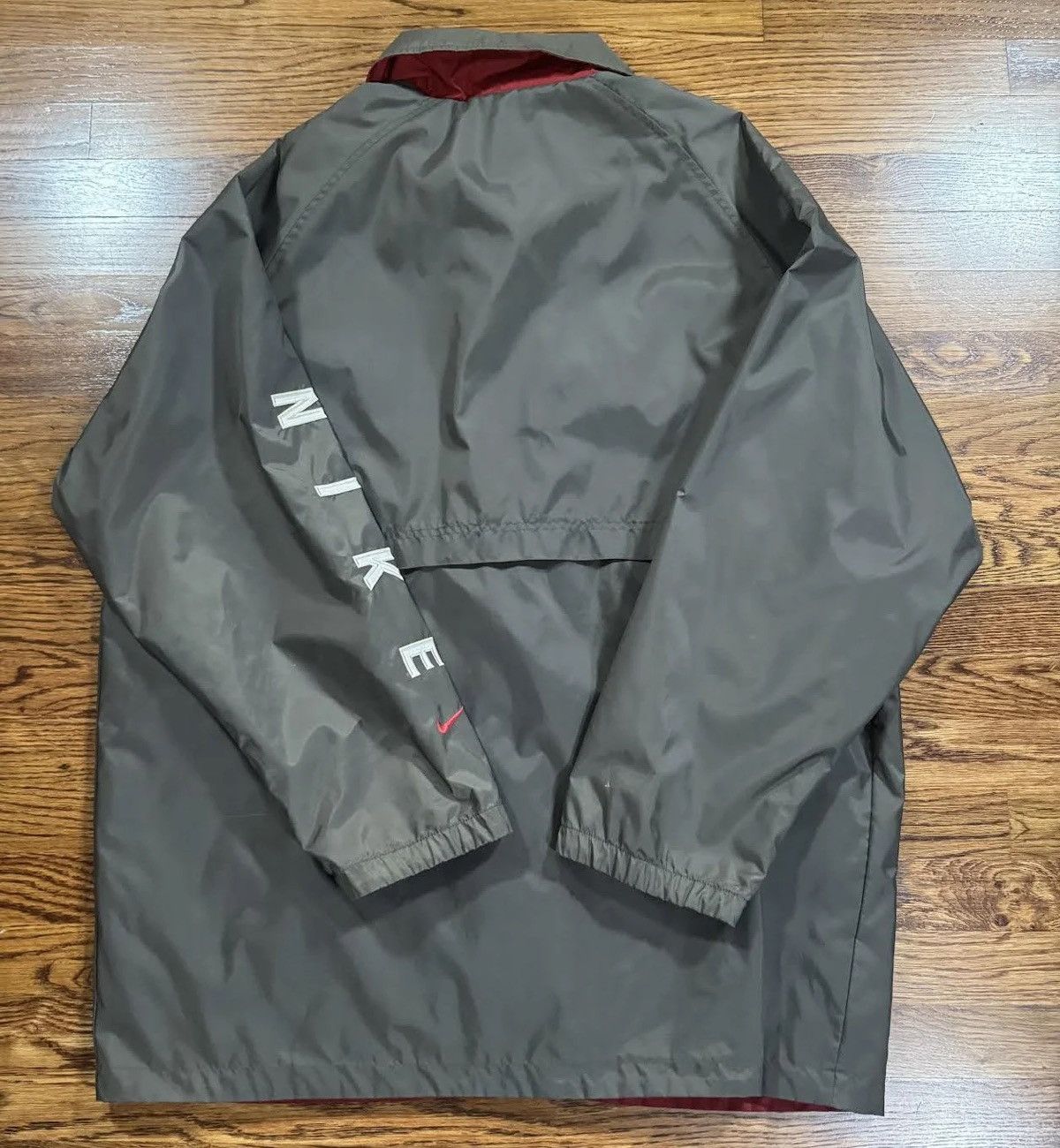 Nike Vintage Nike Reversible Red / Grey Jacket (Size XL) Size US XL / EU 56 / 4 - 3 Thumbnail