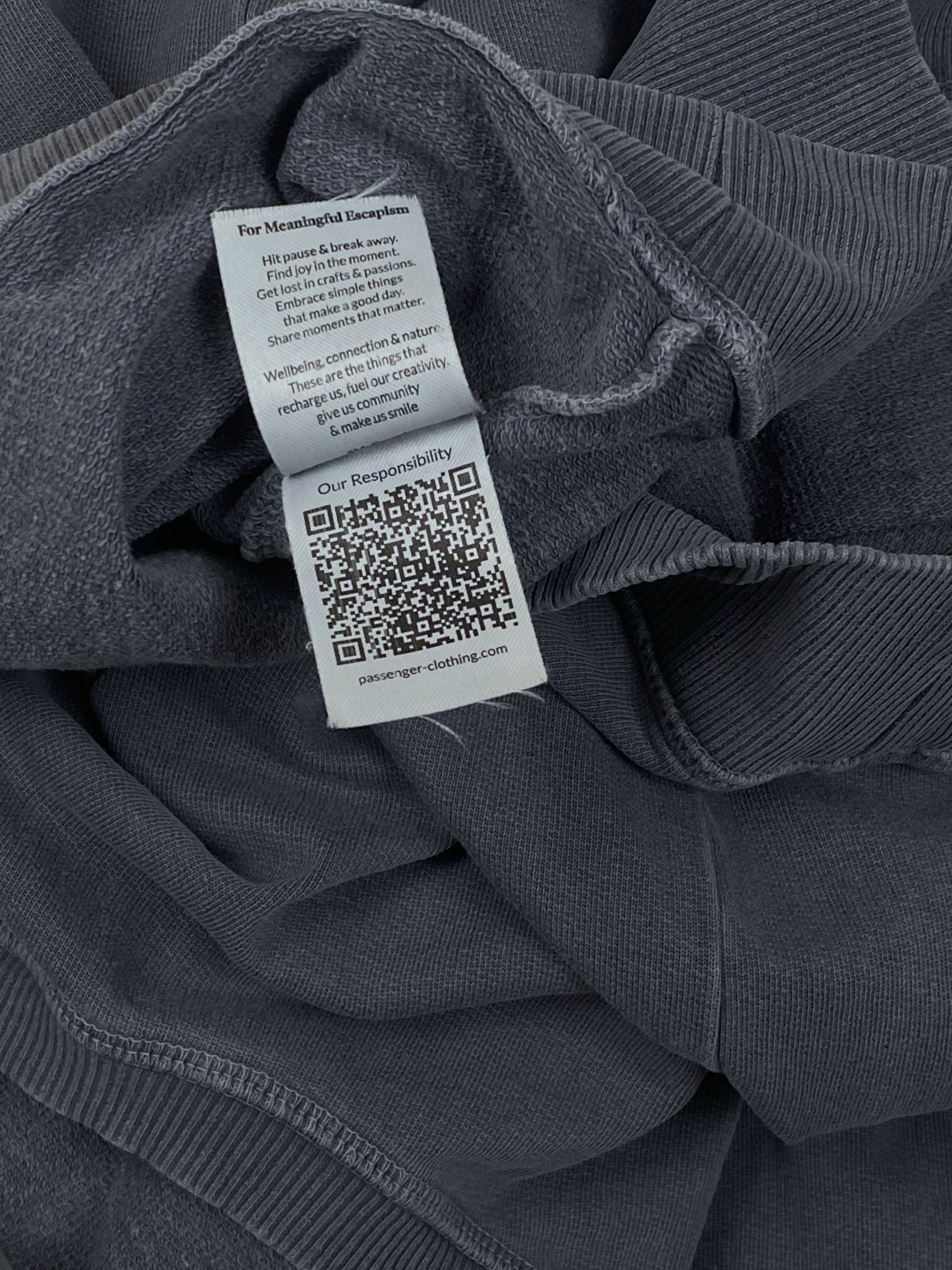 Other Vintage PASSENGER Faded Grey Big Logo Sweatshirt M658 Size US M / EU 48-50 / 2 - 9 Thumbnail