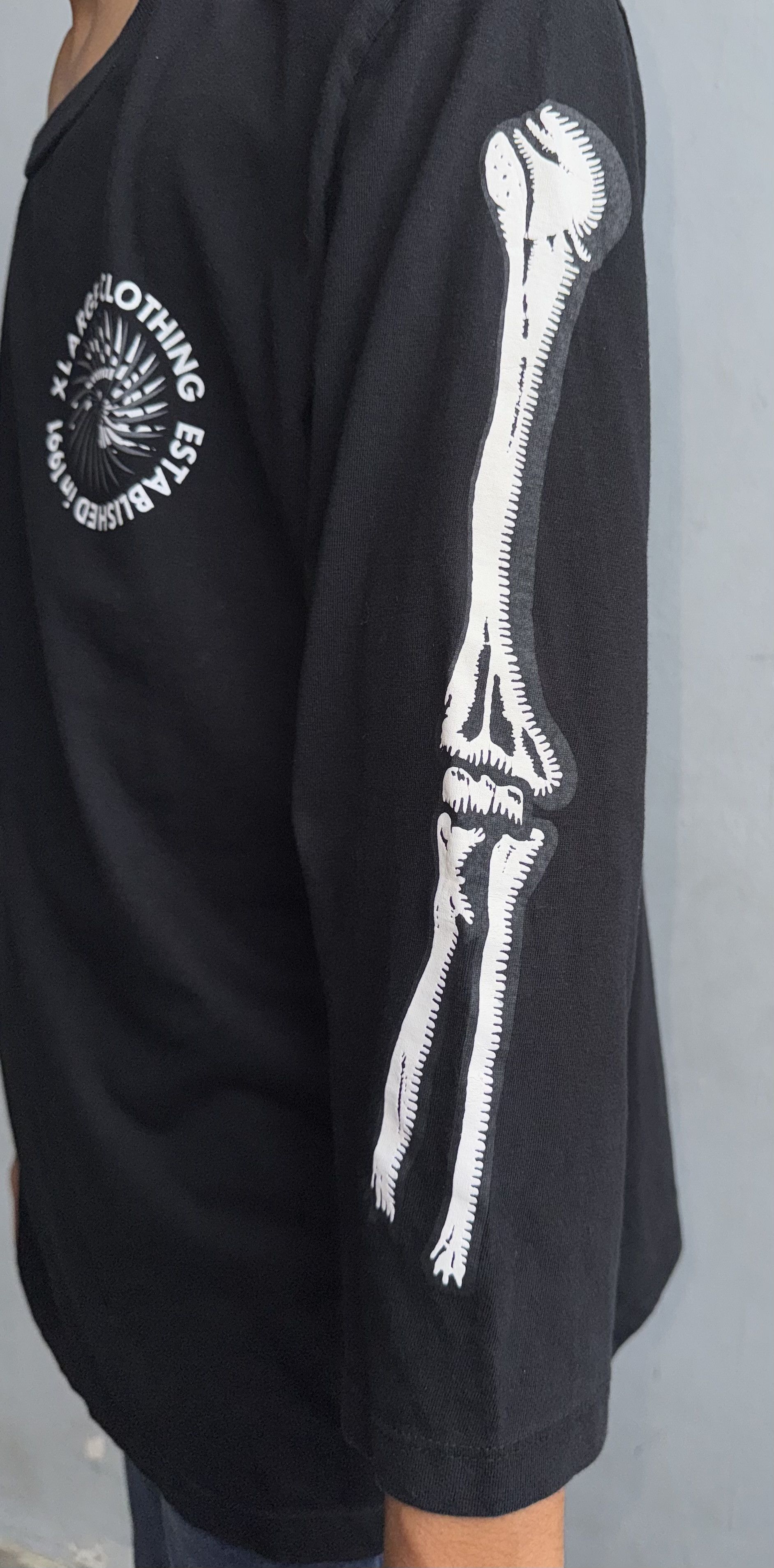 X-LARGE X Large Bones Shirt Size US M / EU 48-50 / 2 - 9 Thumbnail