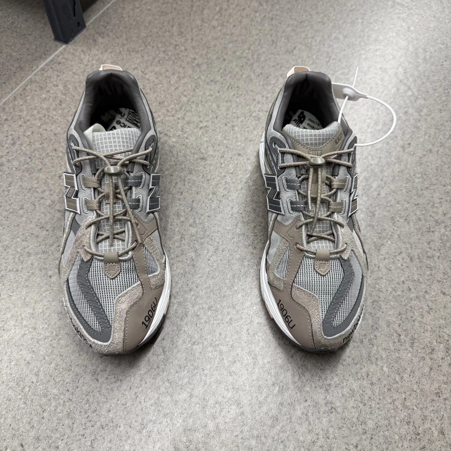 New Balance INVINCIBLE x N.HOOLYWOOD x NB1906U gray & khaki 43 Size US 10 / EU 43 - 5 Thumbnail