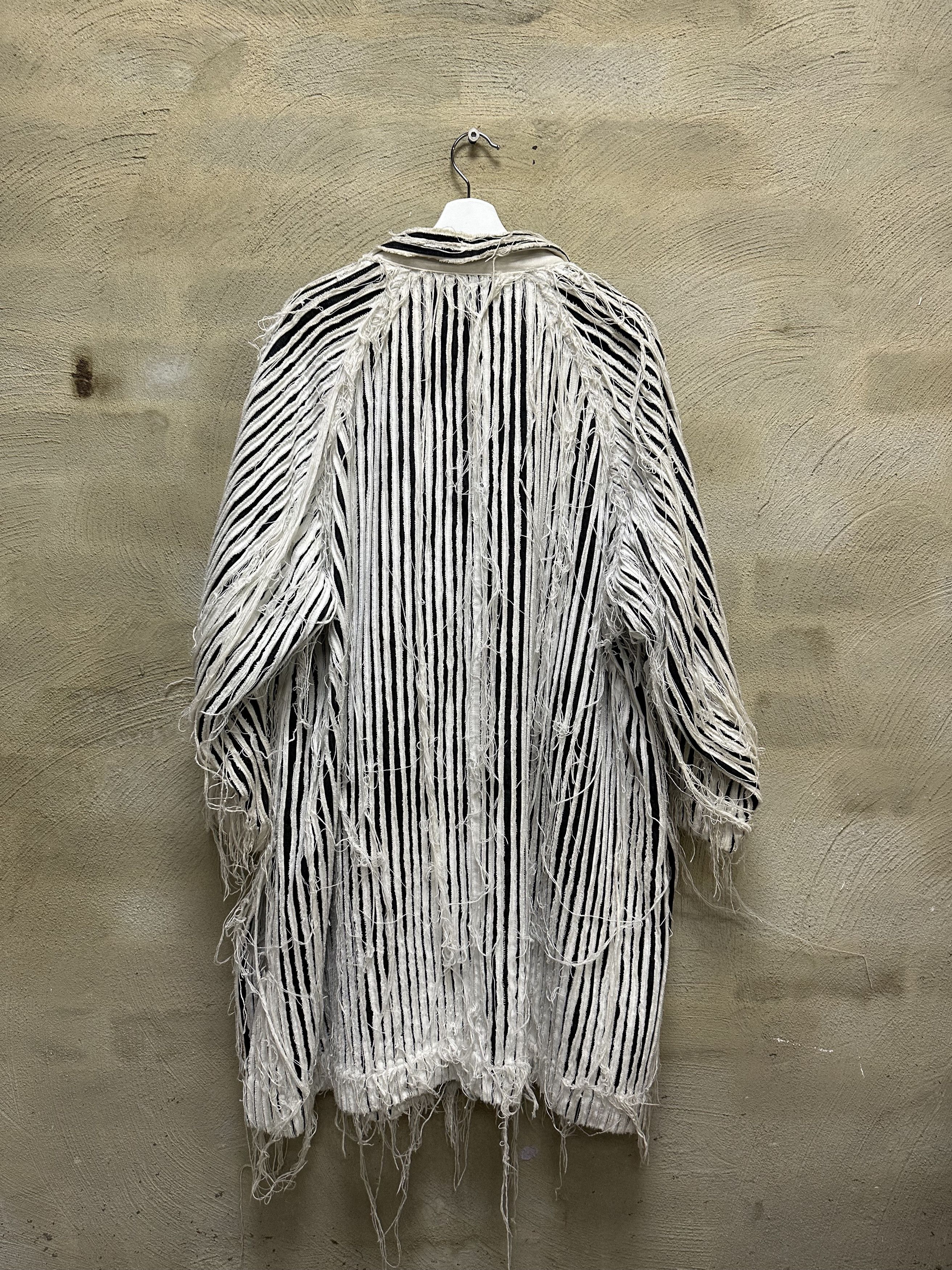 SHINYAKOZUKA Shinya Kozuka Denim Frayed Coat Size M Size US M / EU 48-50 / 2 - 2 Thumbnail